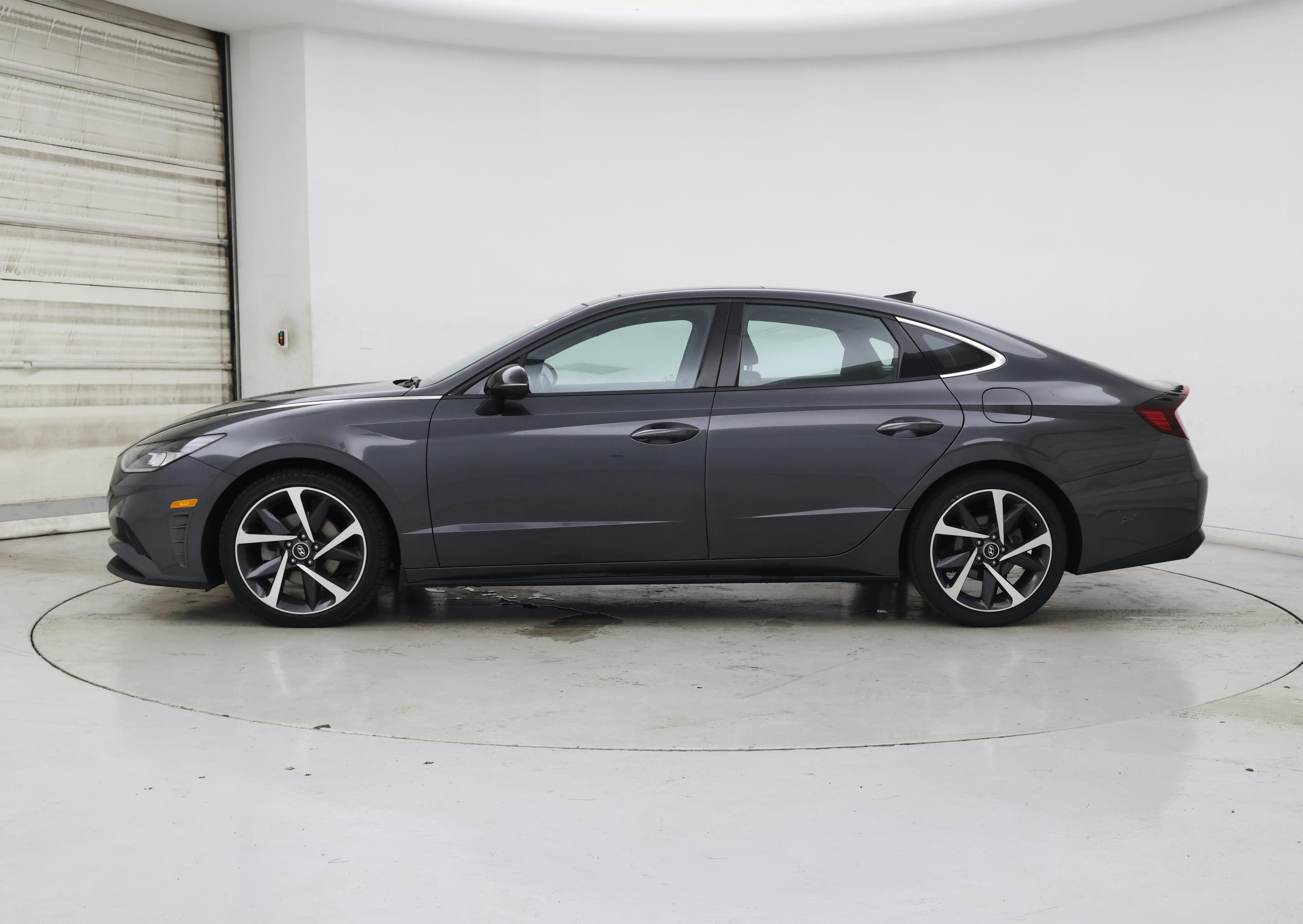 Thumbnail: 2022 Hyundai Sonata - 3