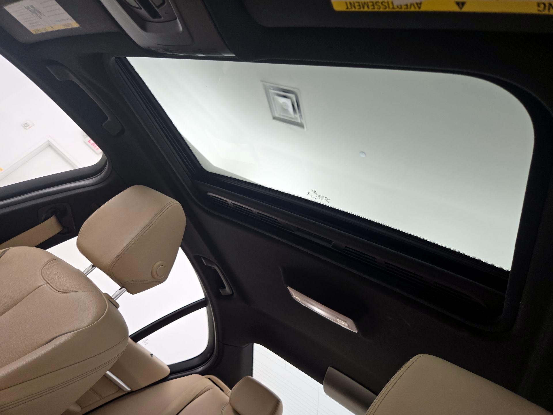 Thumbnail: 2016 BMW 3 Series - 20