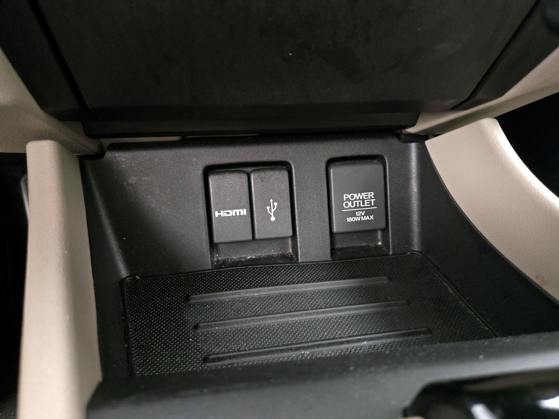 Thumbnail: 2014 Honda Civic - 18