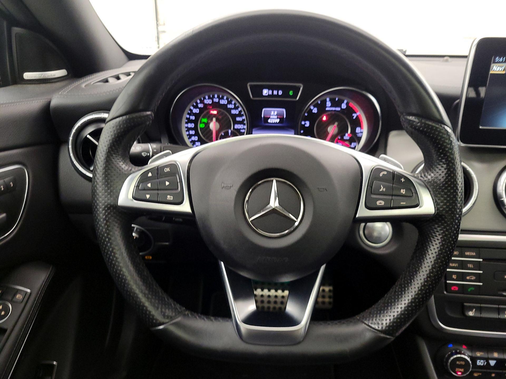 Thumbnail: 2015 Mercedes-Benz CLA - 10