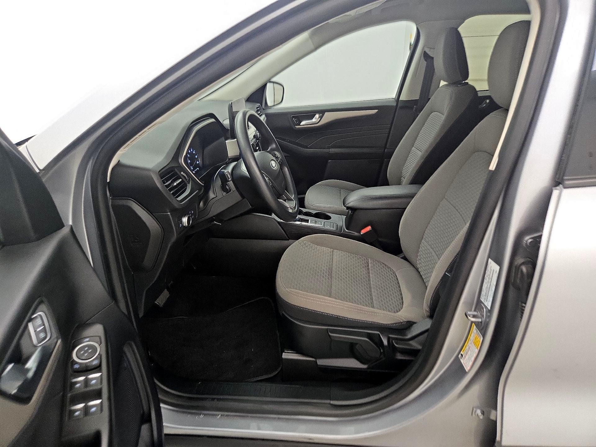 Thumbnail: 2021 Ford Escape - 11