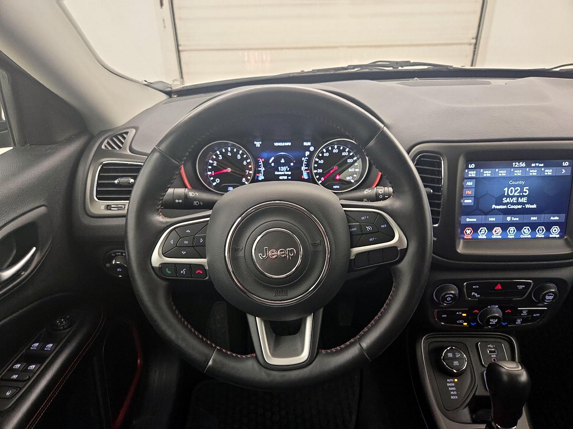Thumbnail: 2019 Jeep Compass - 10