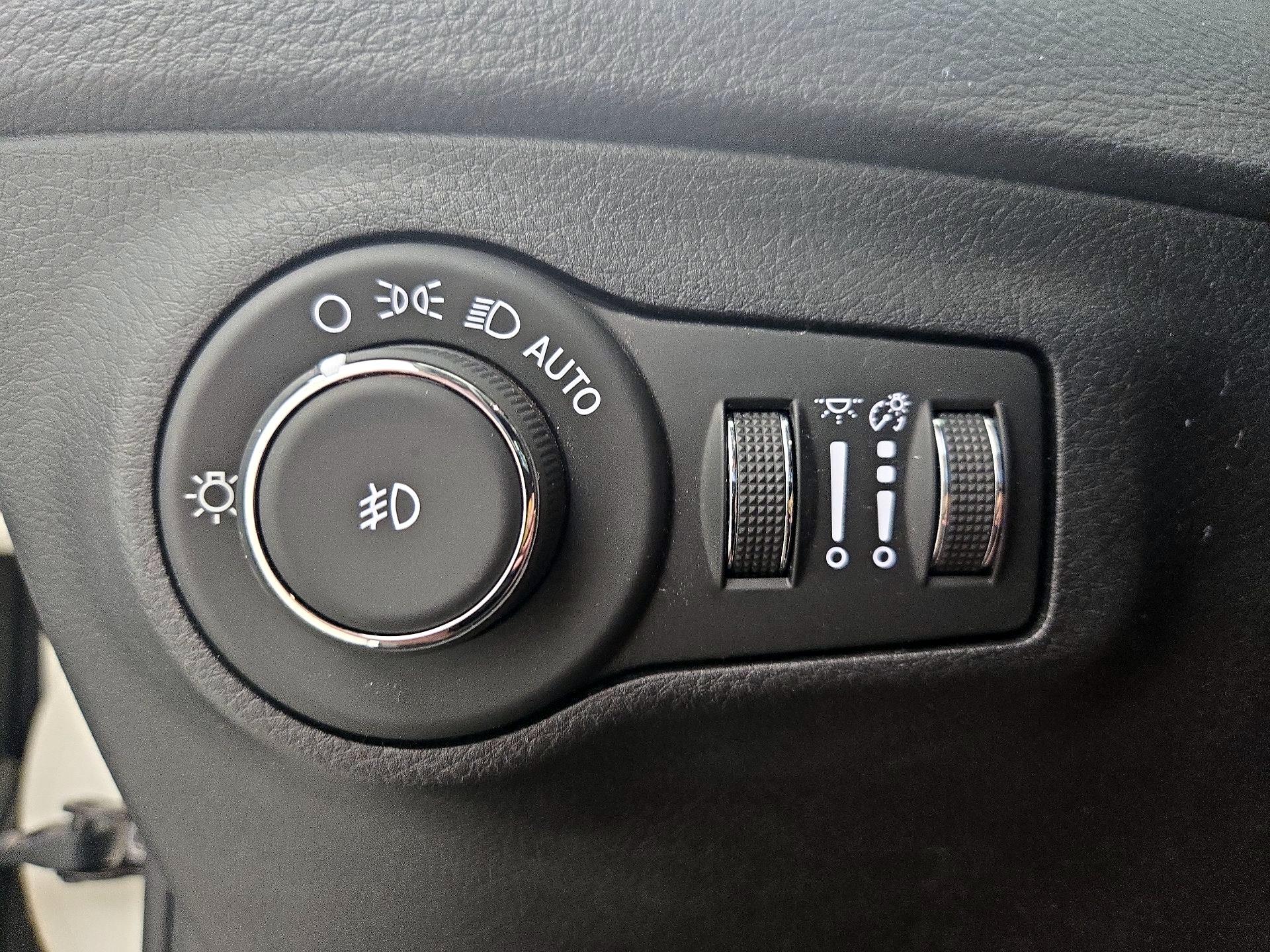 Thumbnail: 2019 Jeep Compass - 13