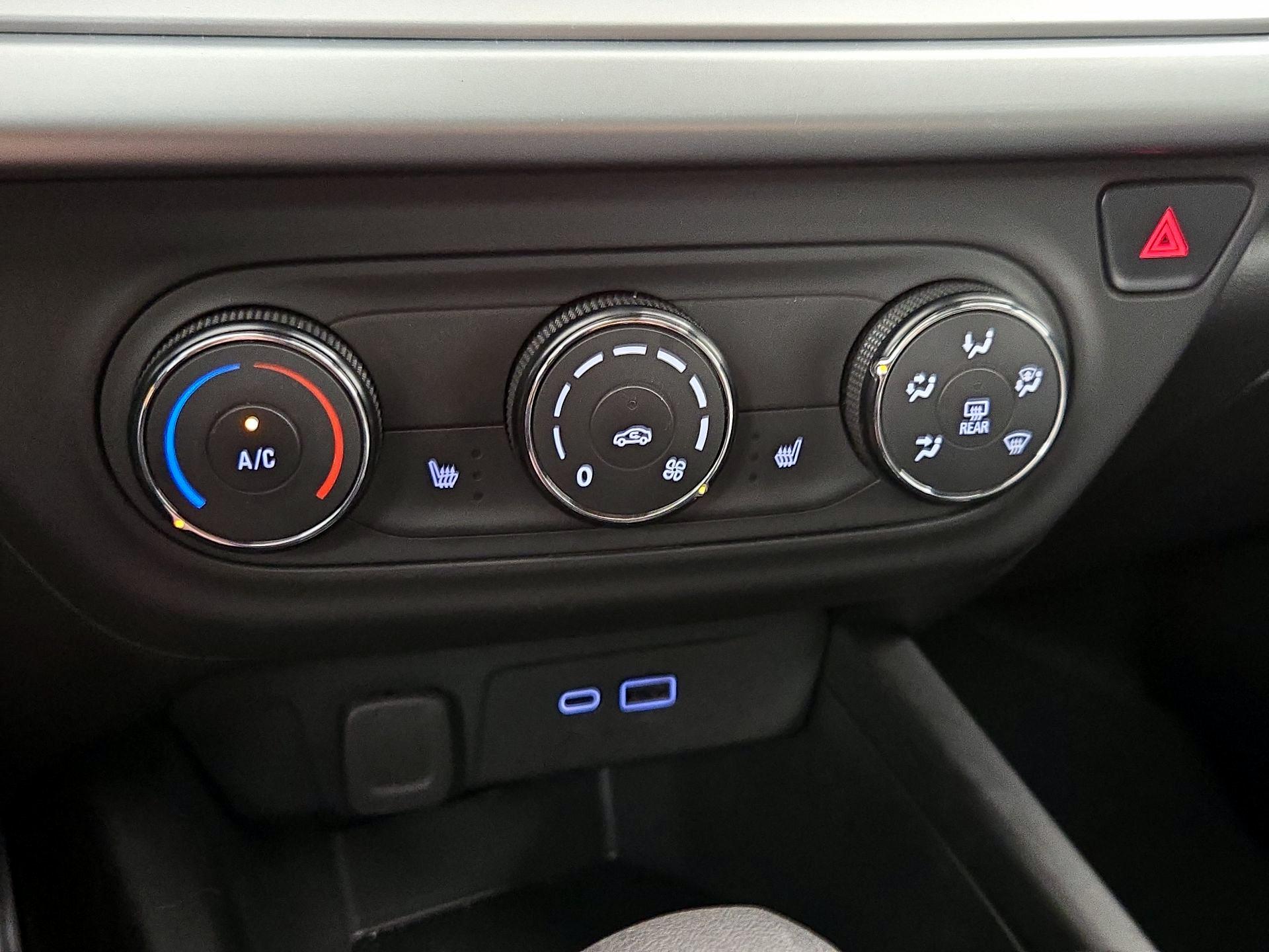 Thumbnail: 2024 Chevrolet Trax - 16