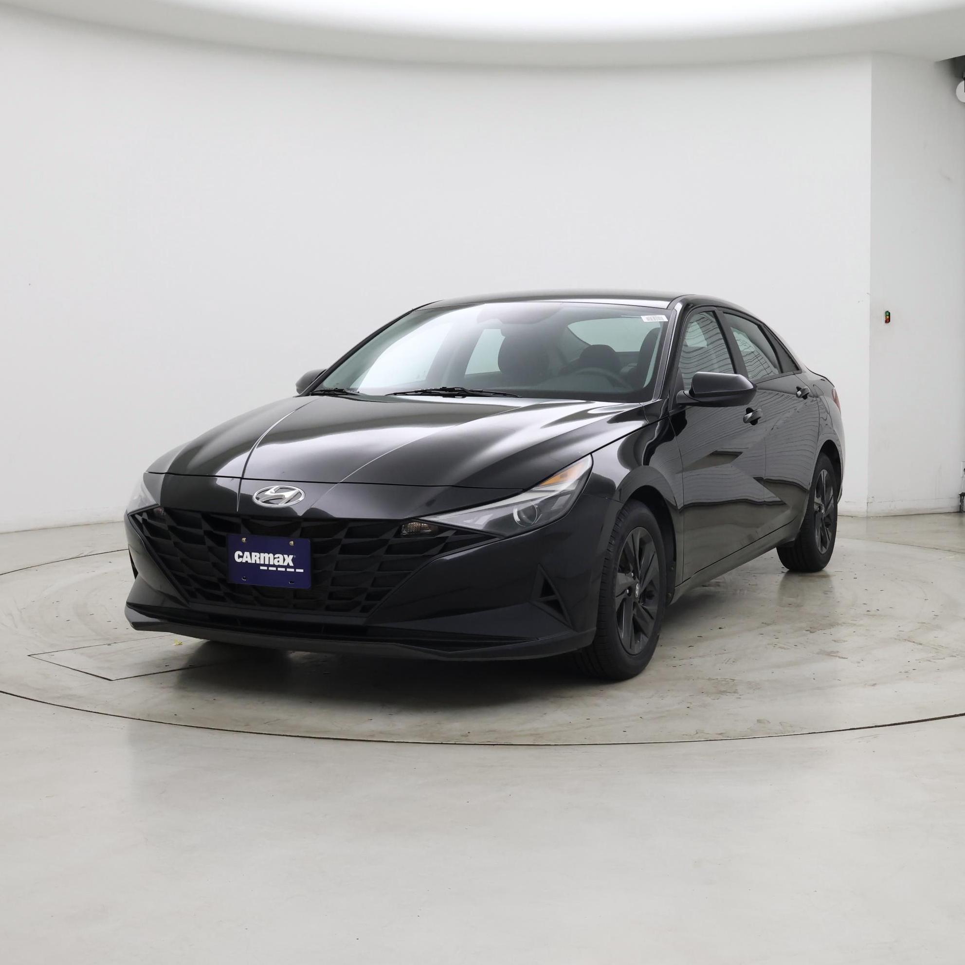 Thumbnail: 2021 Hyundai Elantra - 4