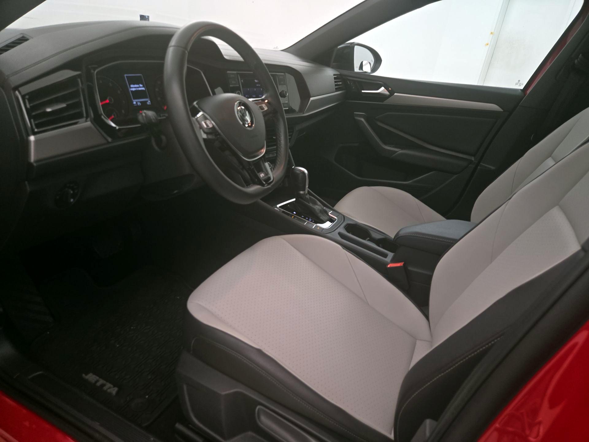 Thumbnail: 2019 Volkswagen Jetta - 11