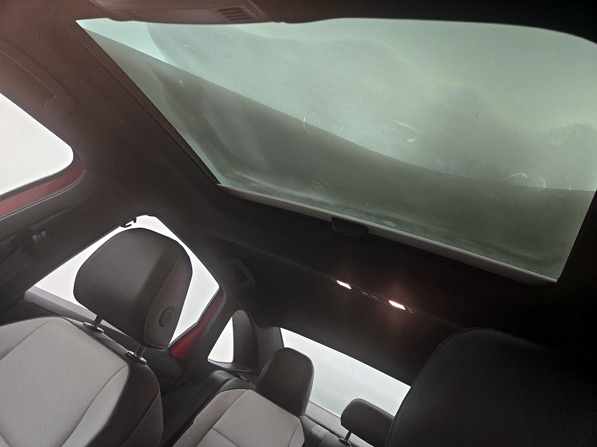 Thumbnail: 2019 Volkswagen Jetta - 19