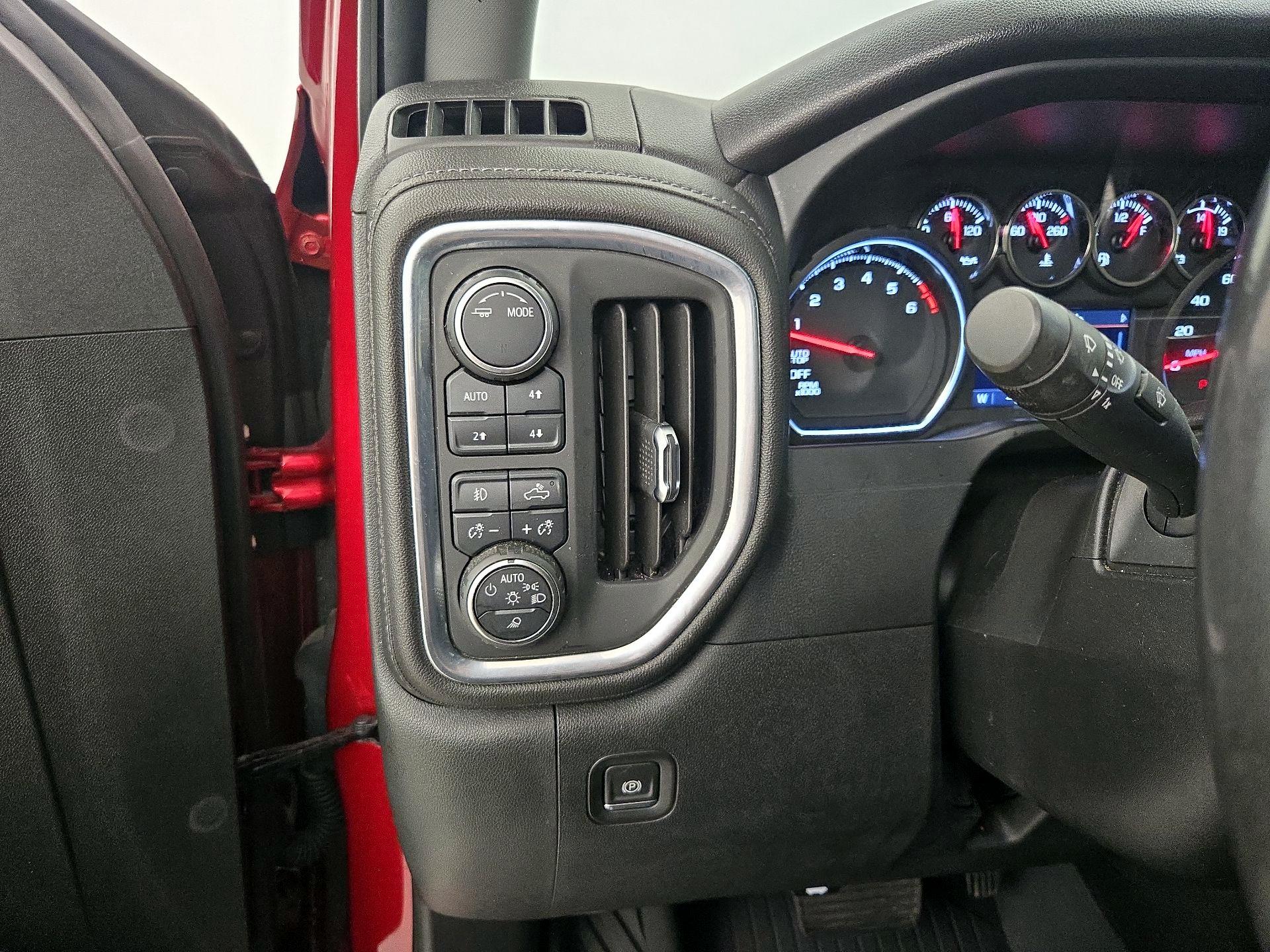Thumbnail: 2021 Chevrolet Silverado 1500 - 13