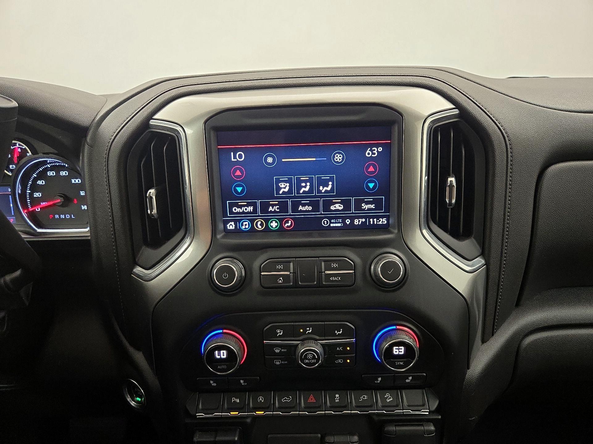 Thumbnail: 2021 Chevrolet Silverado 1500 - 16
