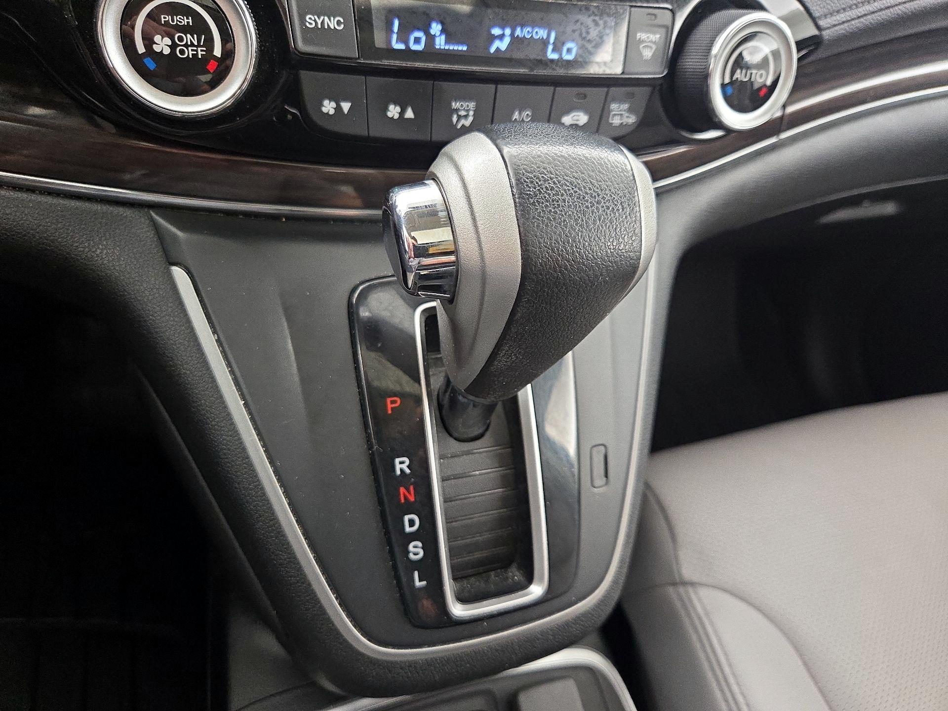 Thumbnail: 2015 Honda CR-V - 17