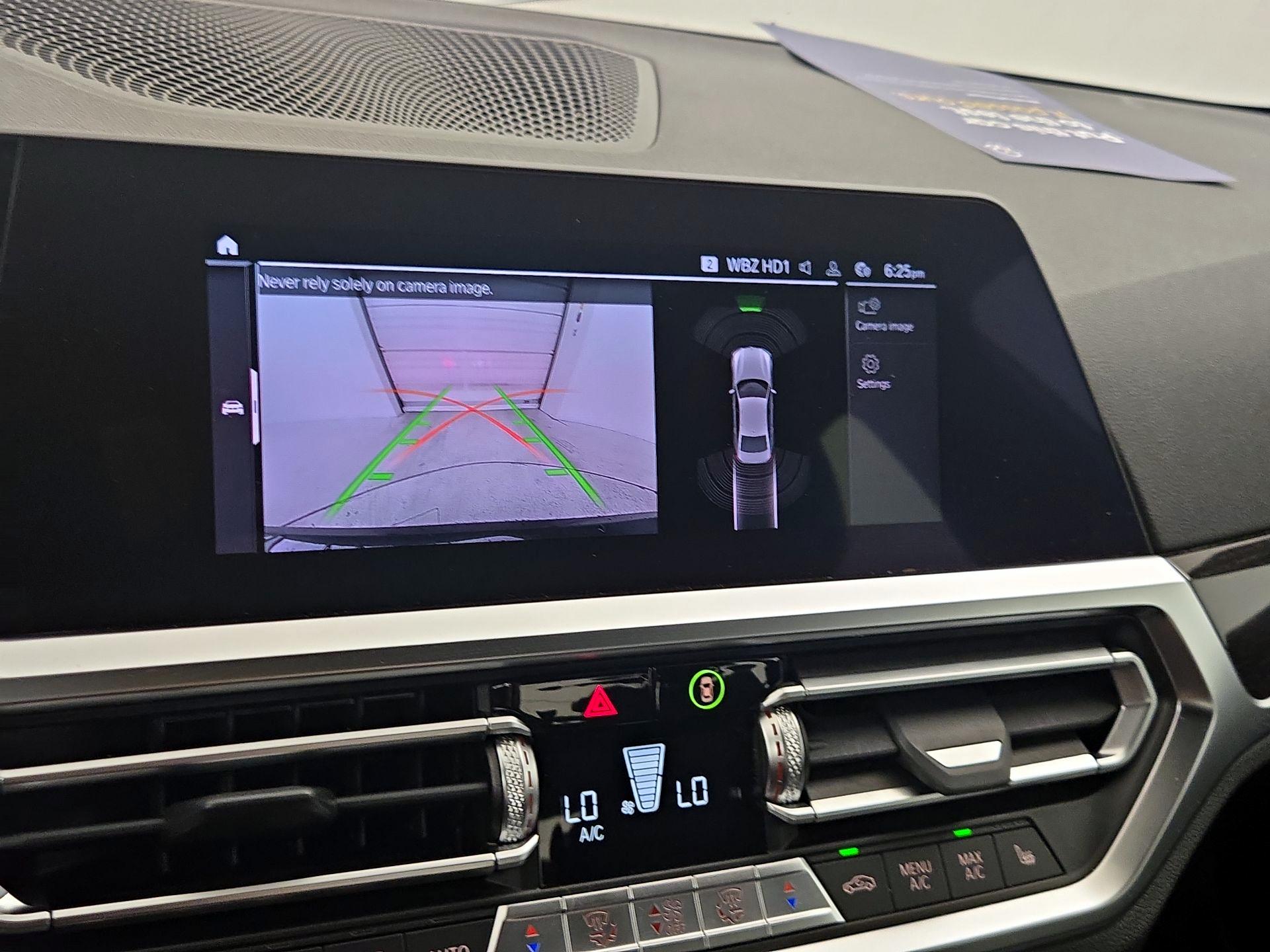 Thumbnail: 2021 BMW 3 Series - 15