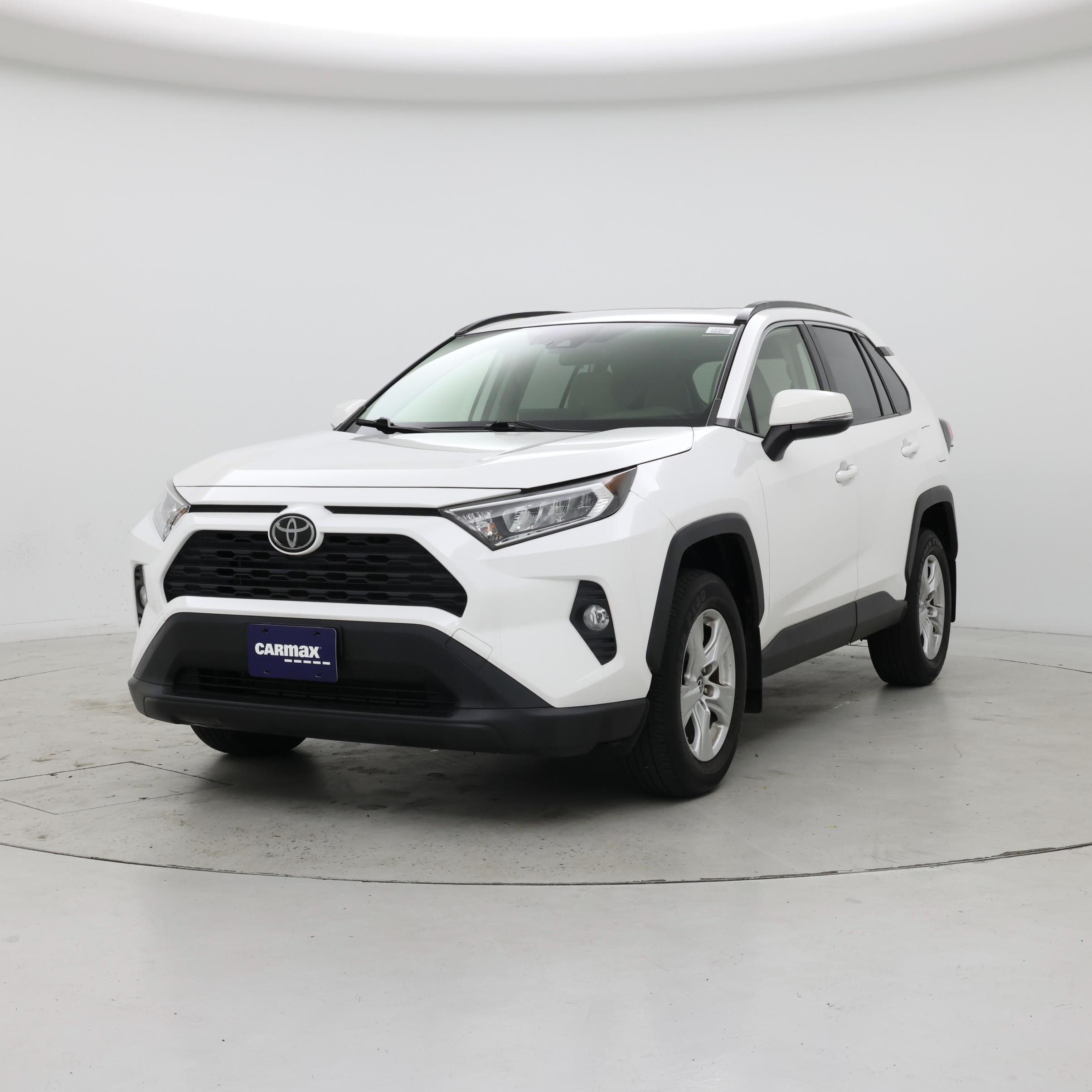 Thumbnail: 2019 Toyota RAV4 - 4