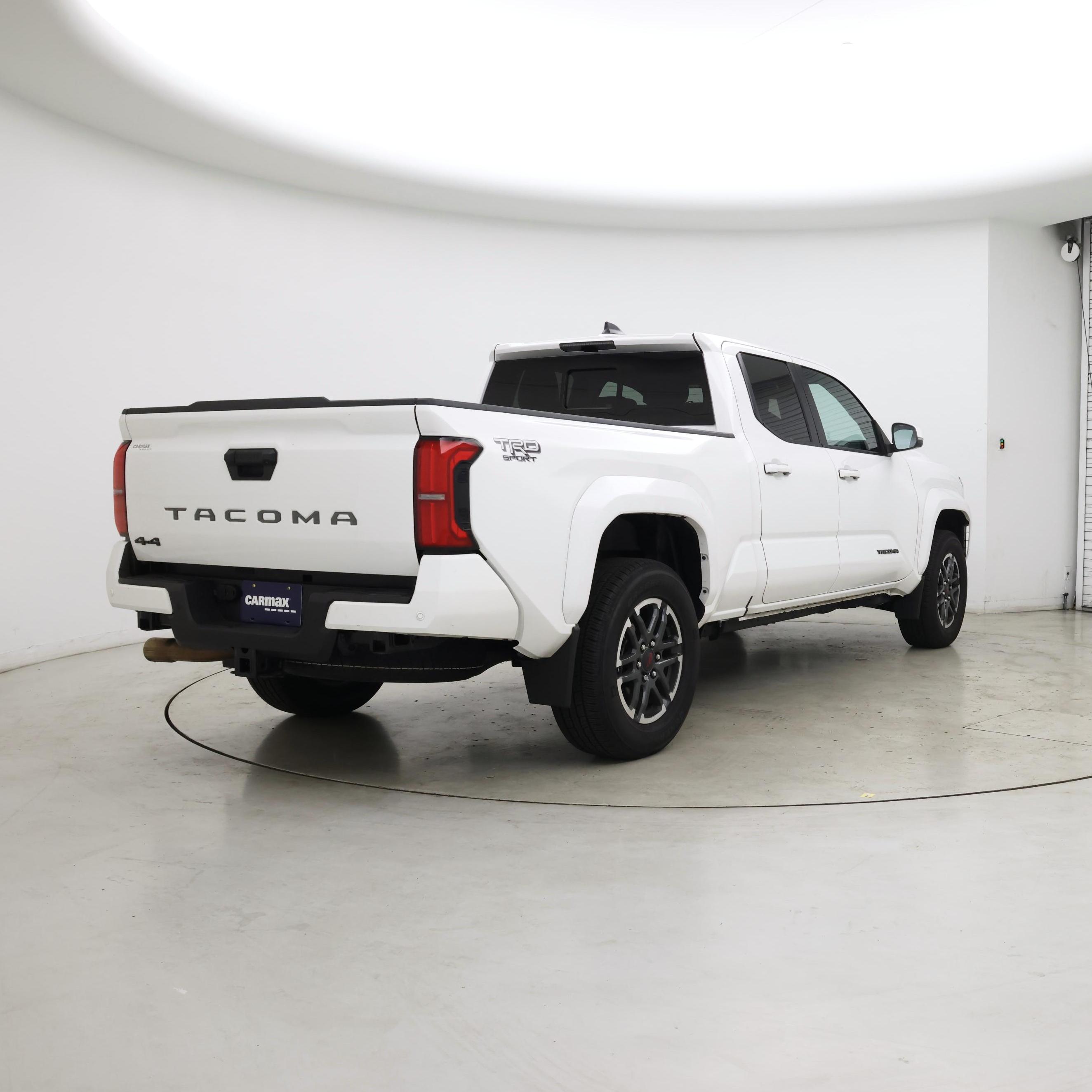 Thumbnail: 2024 Toyota Tacoma - 8