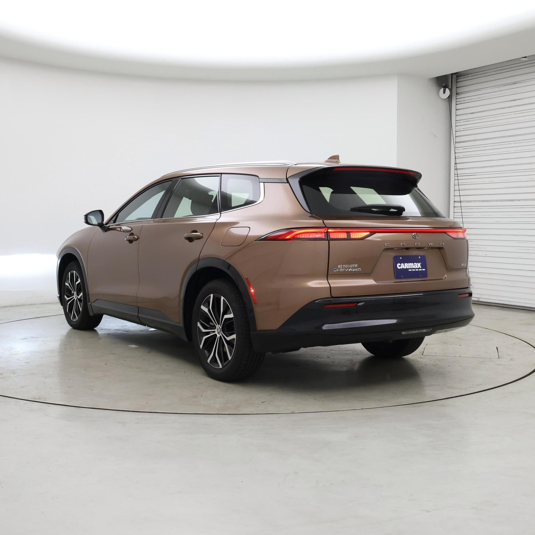 Thumbnail: 2025 Toyota Crown Signia - 2