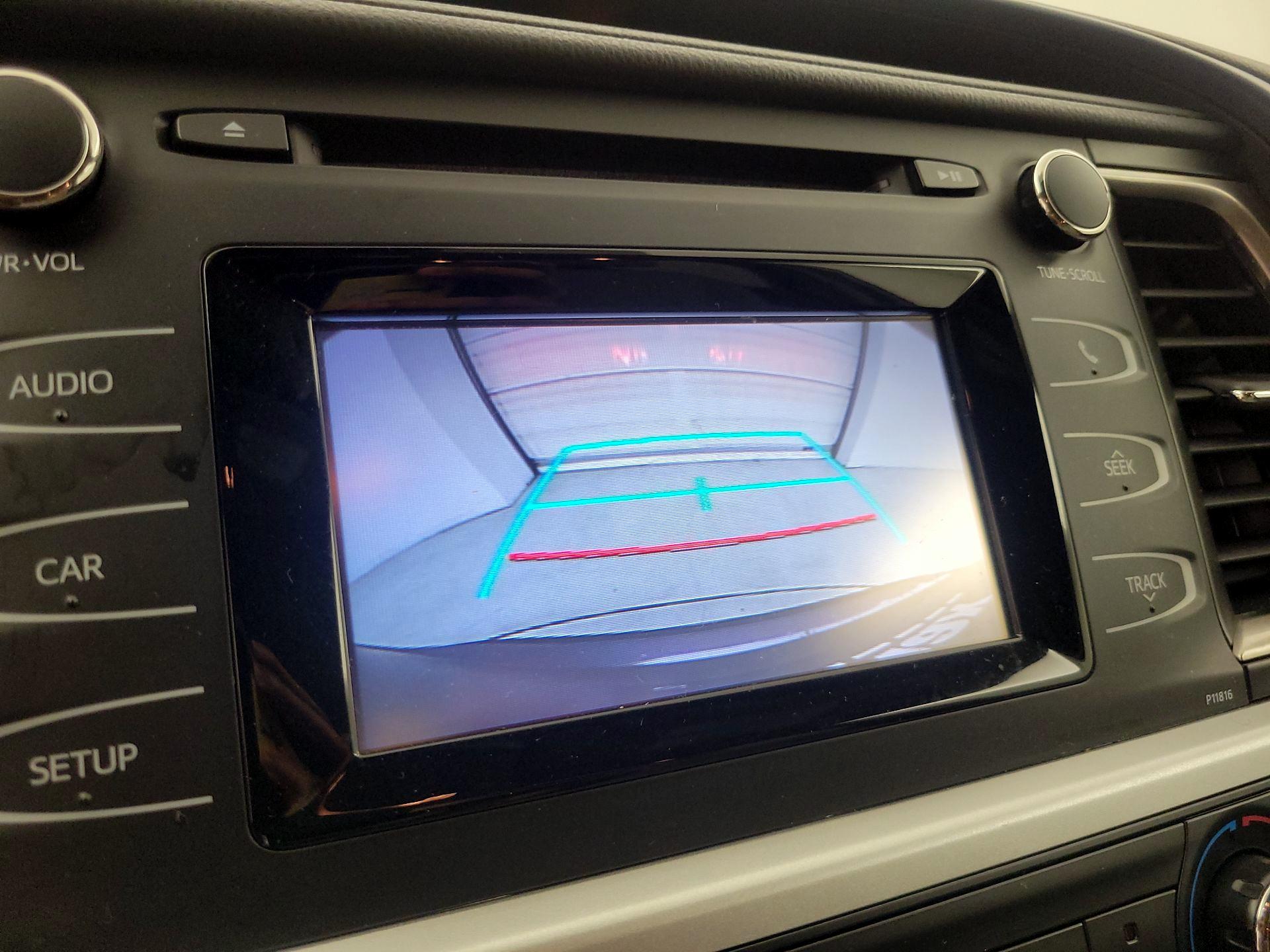 Thumbnail: 2019 Toyota Highlander - 14