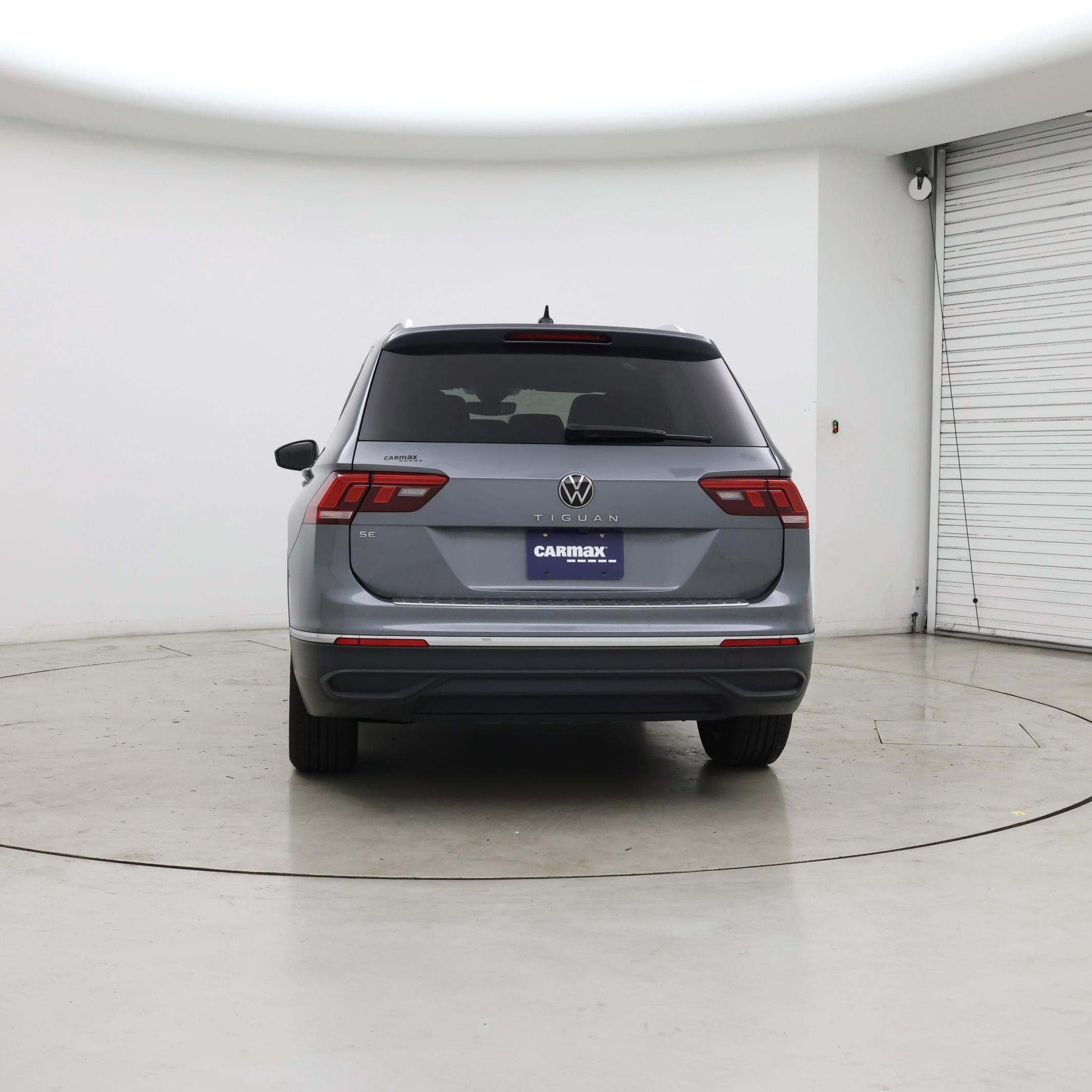 Thumbnail: 2023 Volkswagen Tiguan - 6