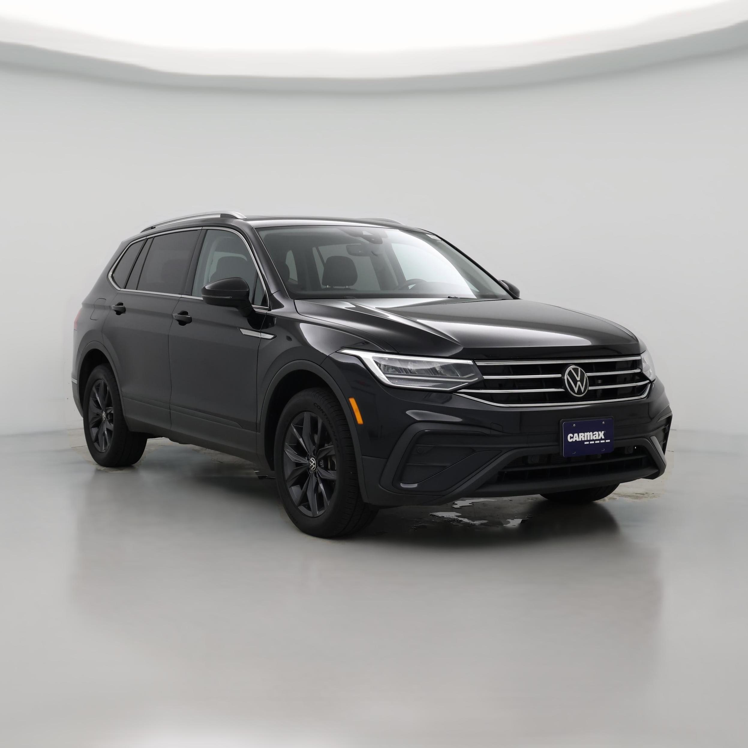 Thumbnail: 2022 Volkswagen Tiguan - 1