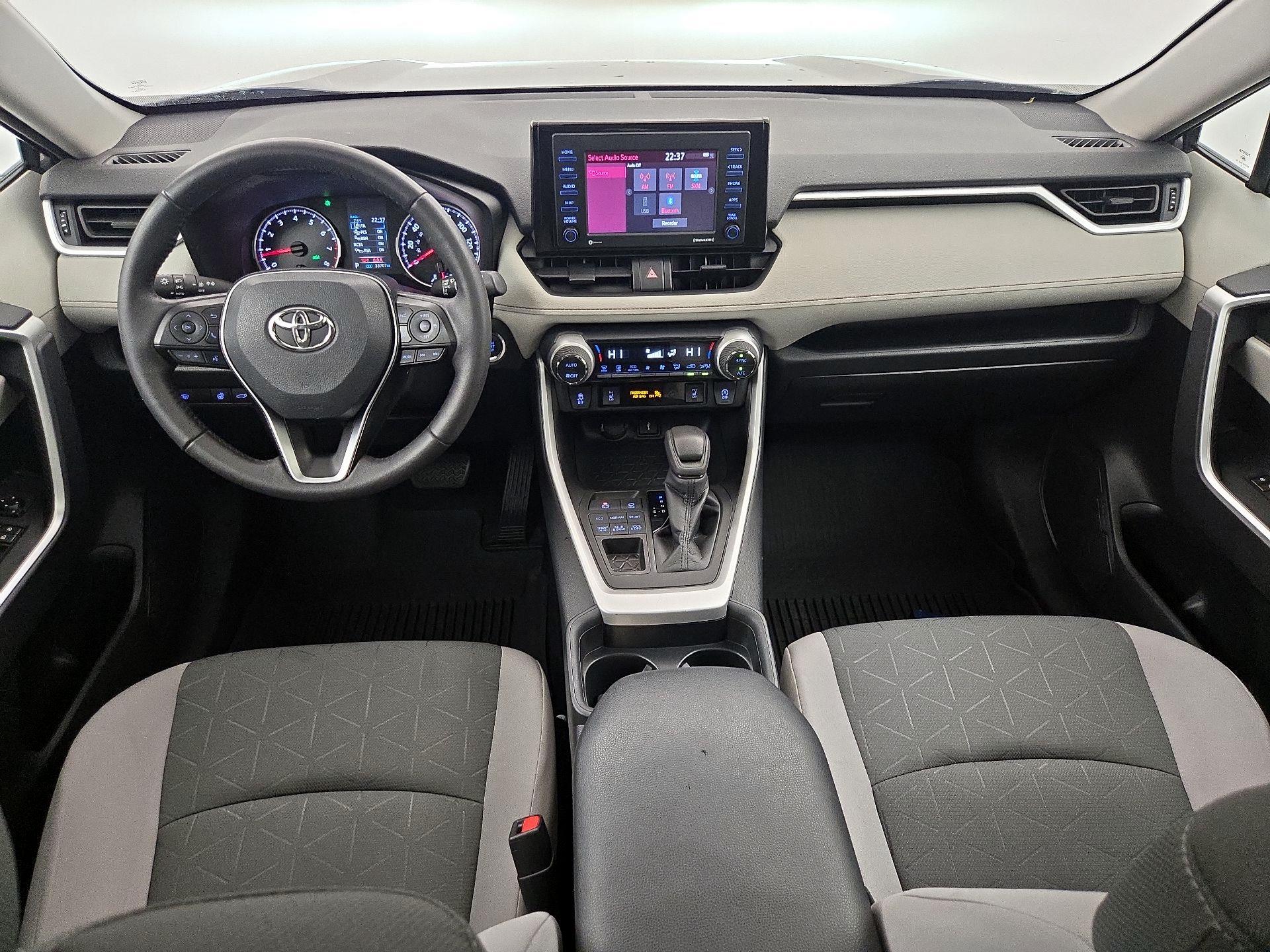 Thumbnail: 2021 Toyota RAV4 - 9