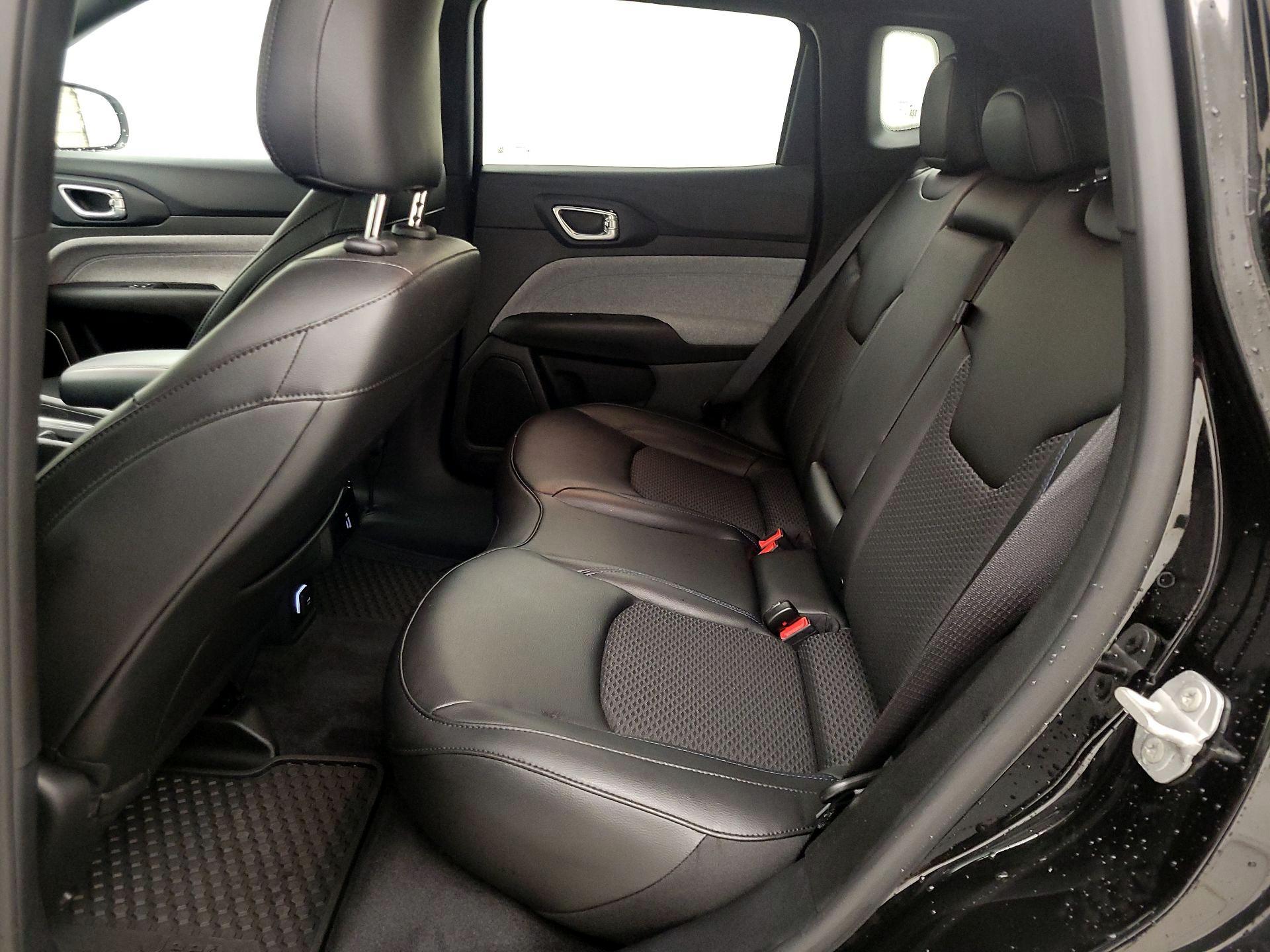 Thumbnail: 2023 Jeep Compass - 19