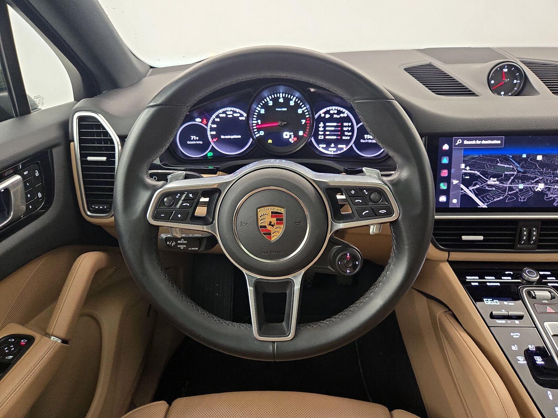 Thumbnail: 2023 Porsche Cayenne - 10