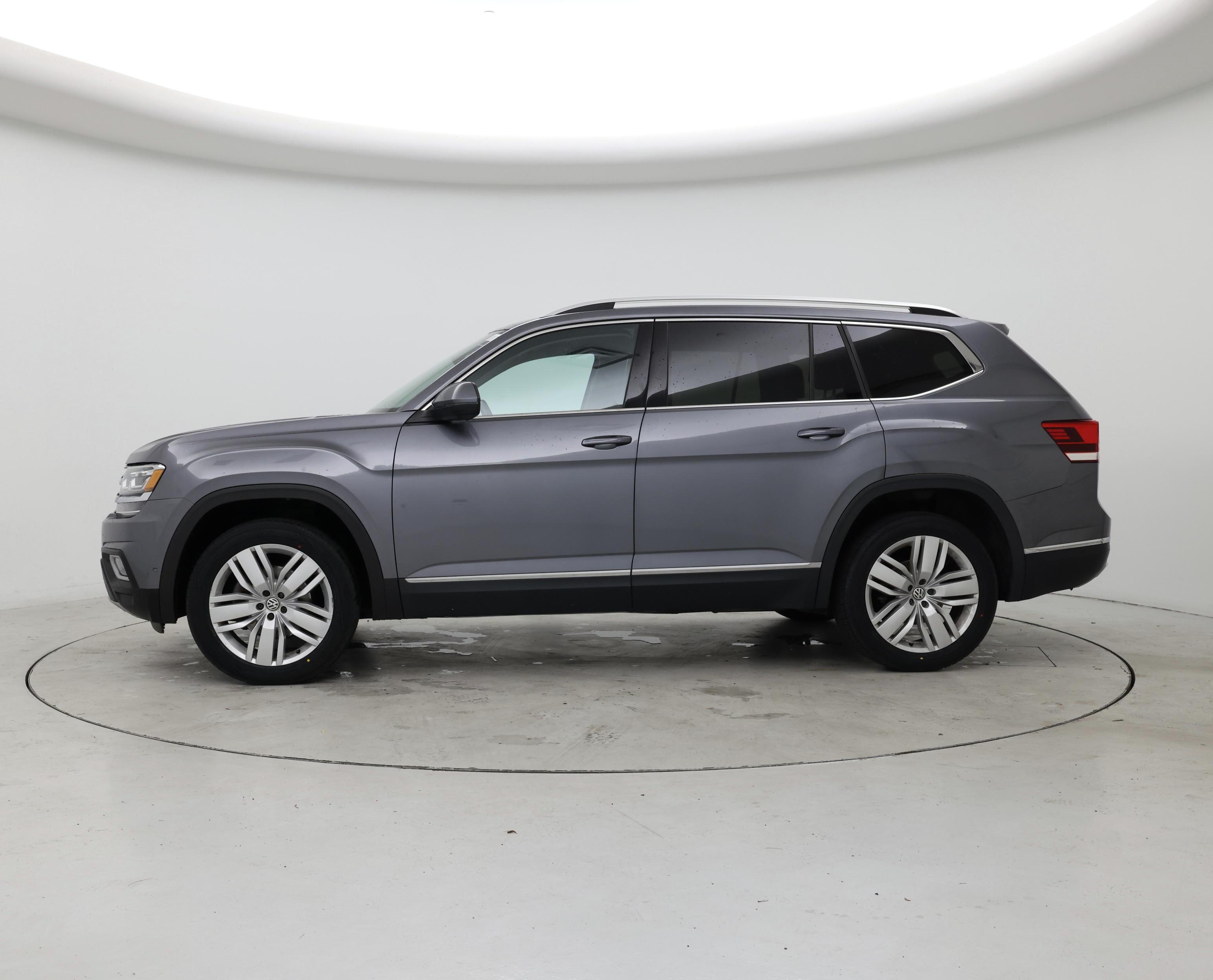 Thumbnail: 2018 Volkswagen Atlas - 3