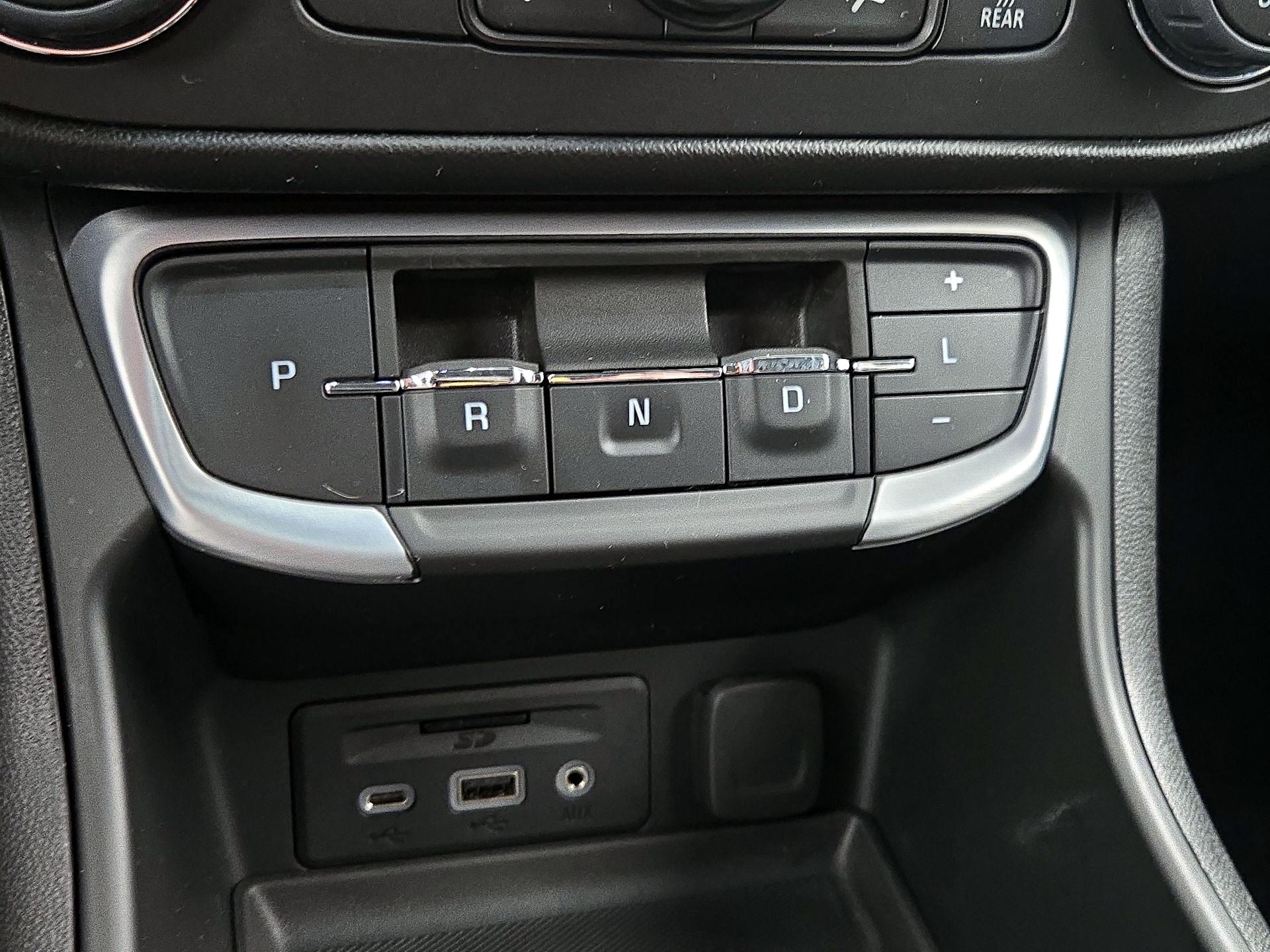 Thumbnail: 2022 GMC Terrain - 17