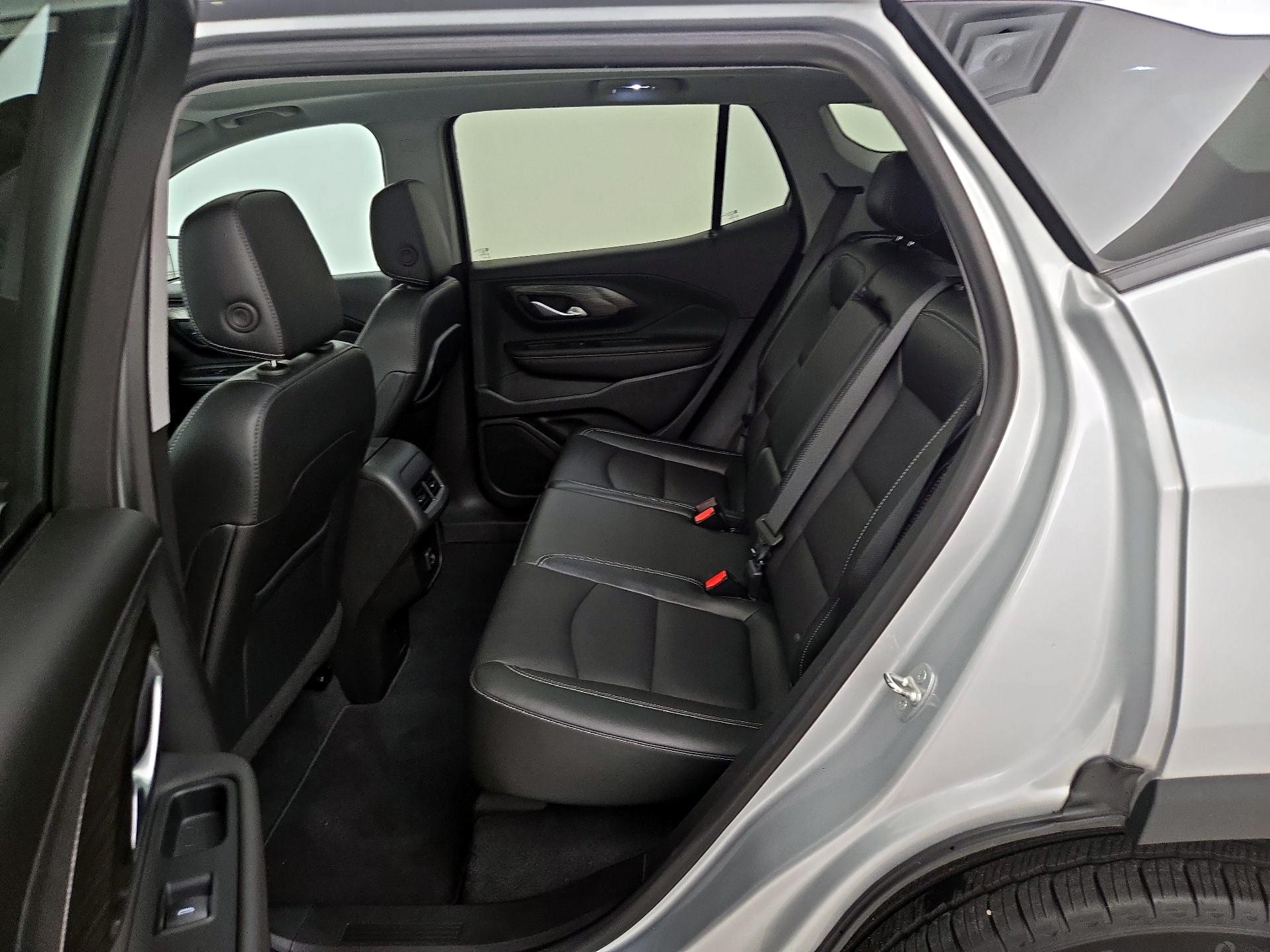 Thumbnail: 2022 GMC Terrain - 20