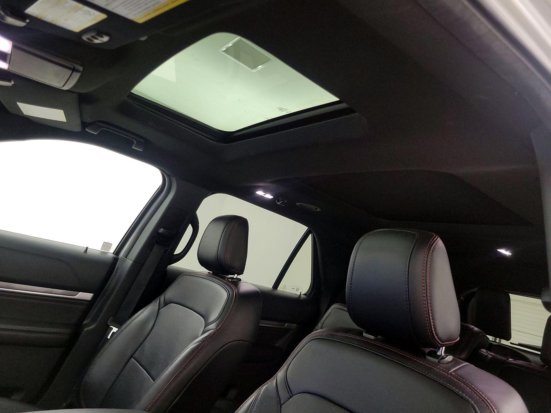 Thumbnail: 2019 Ford Explorer - 20