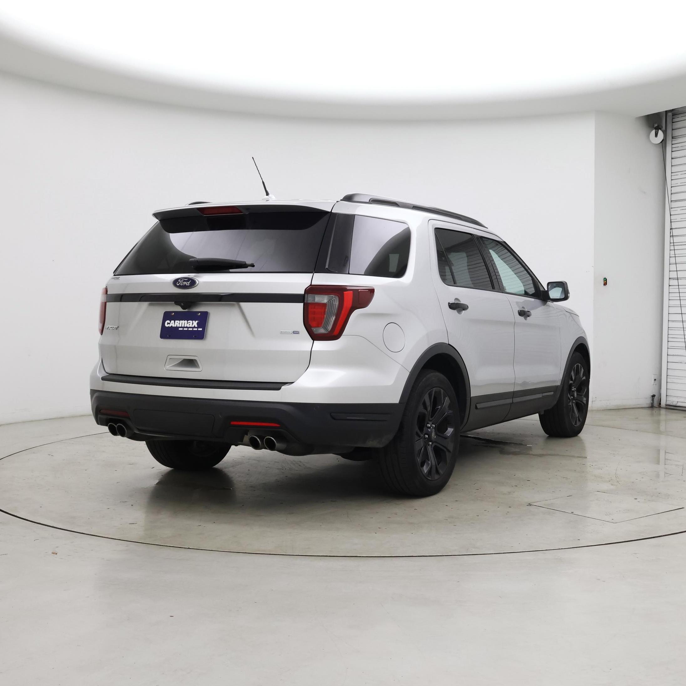 Thumbnail: 2019 Ford Explorer - 8