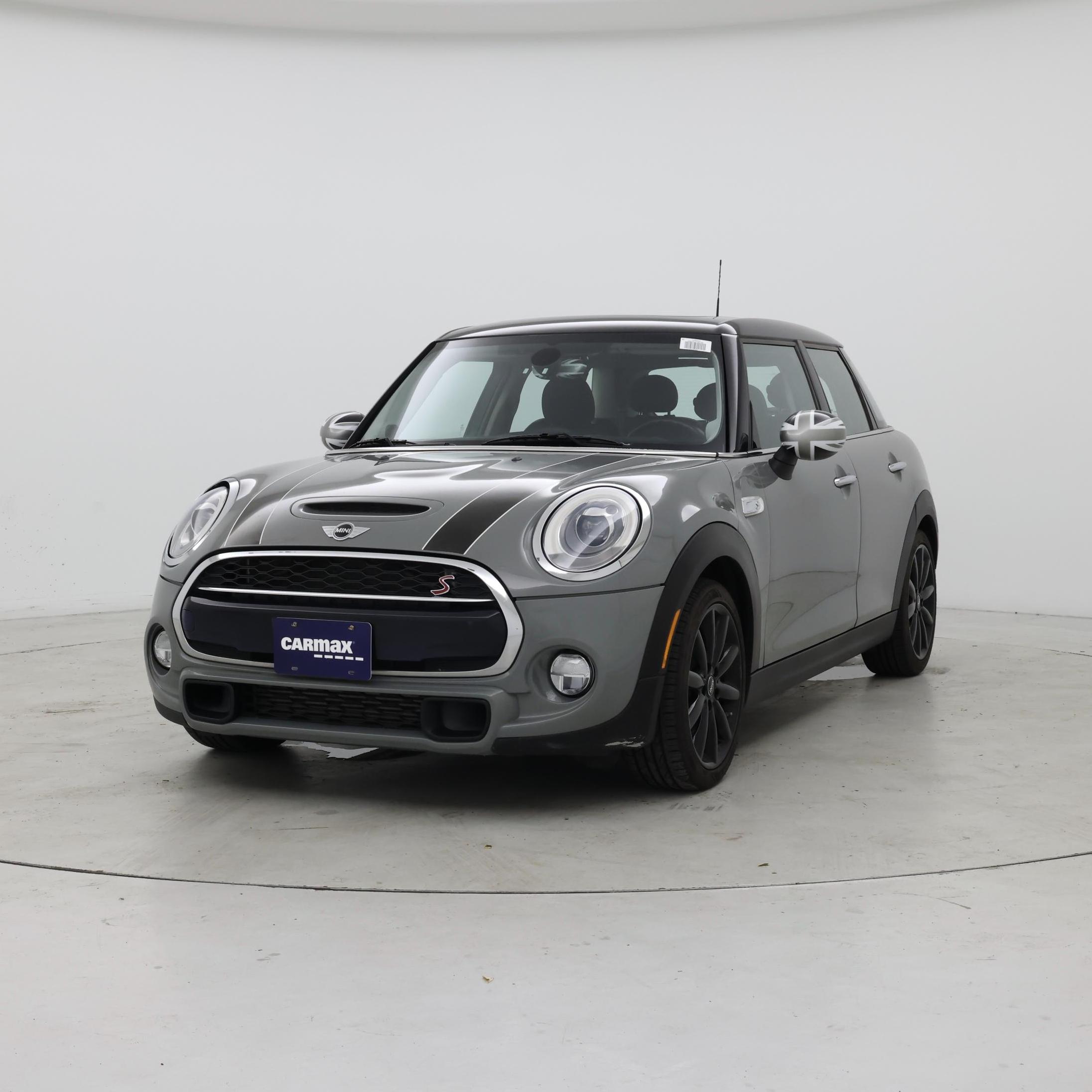 Thumbnail: 2015 MINI Cooper Hardtop - 4