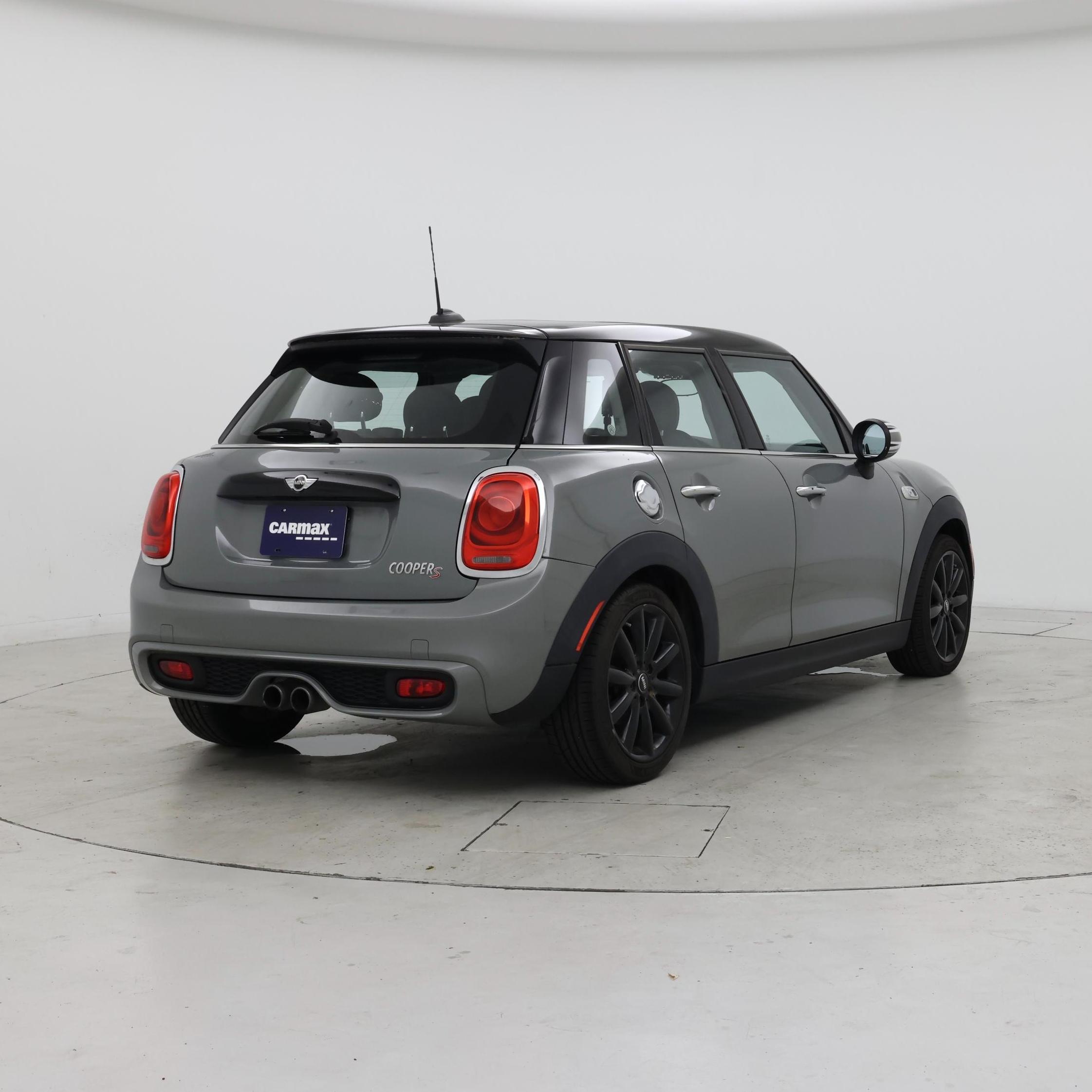 Thumbnail: 2015 MINI Cooper Hardtop - 8