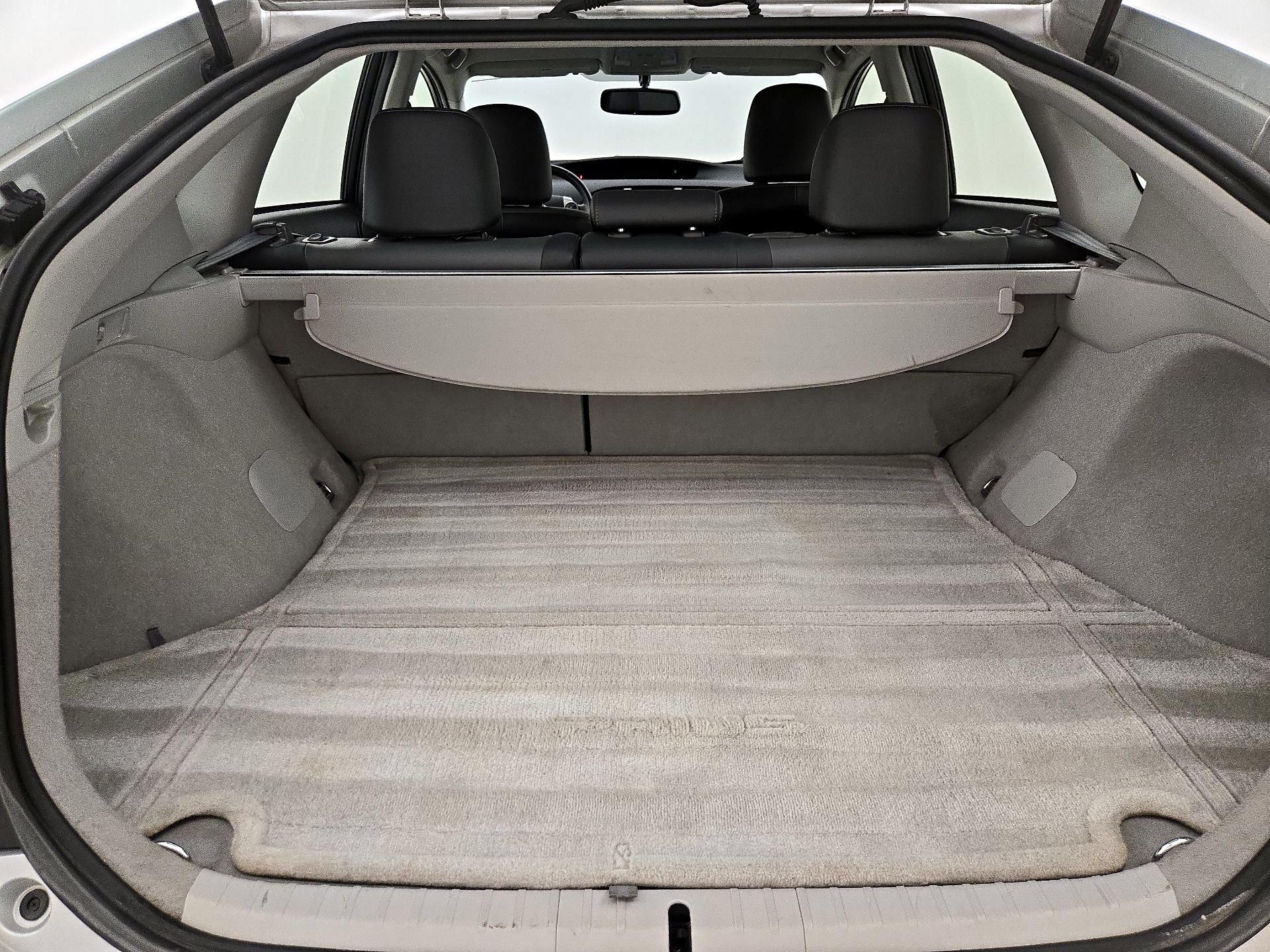 Thumbnail: 2013 Toyota Prius - 20