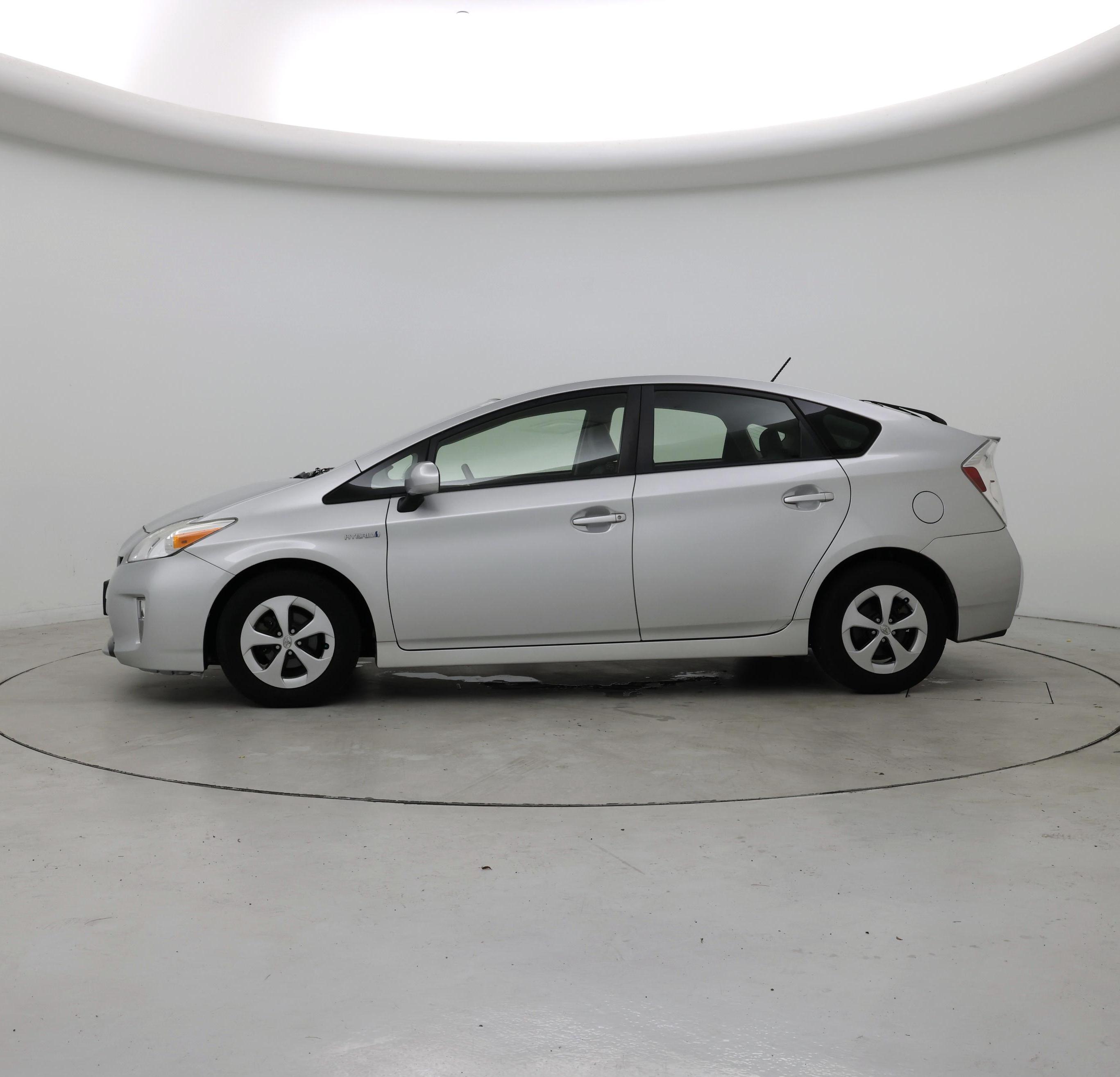 Thumbnail: 2013 Toyota Prius - 3