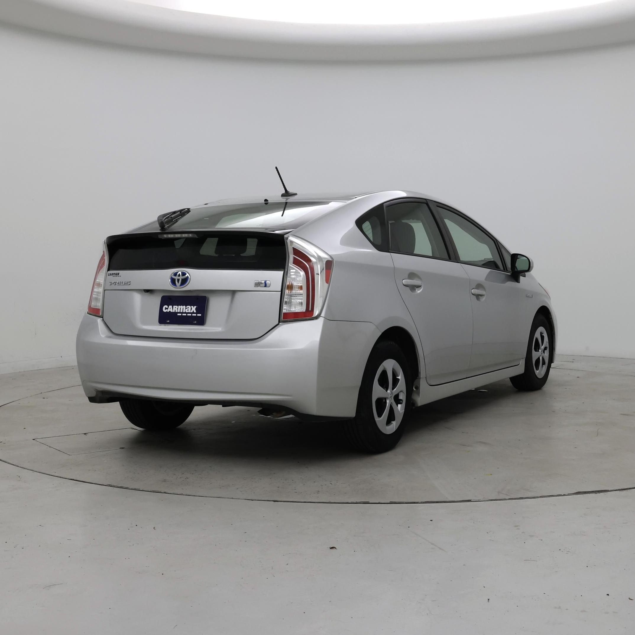 Thumbnail: 2013 Toyota Prius - 8