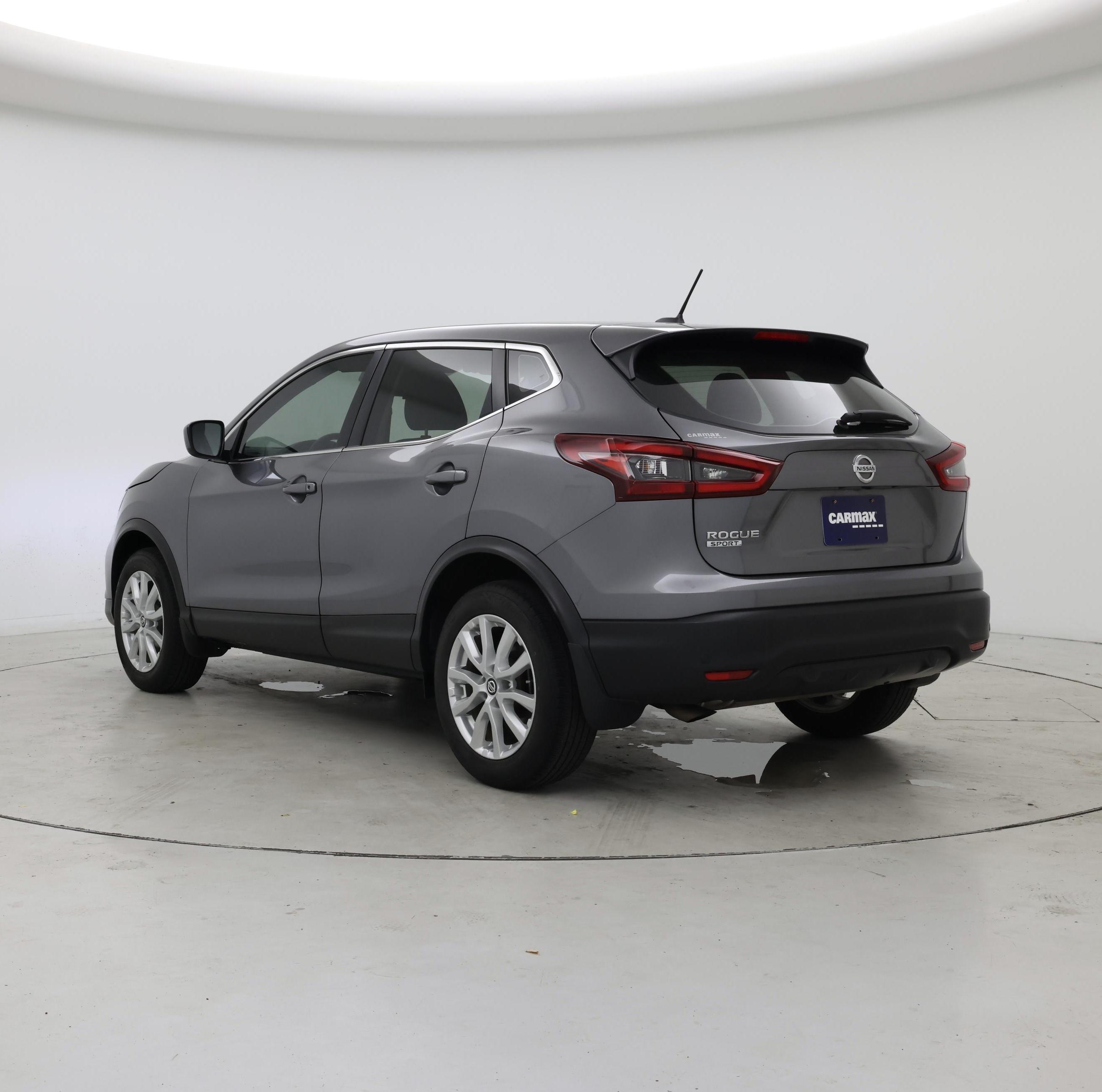 Thumbnail: 2021 Nissan Rogue Sport - 2