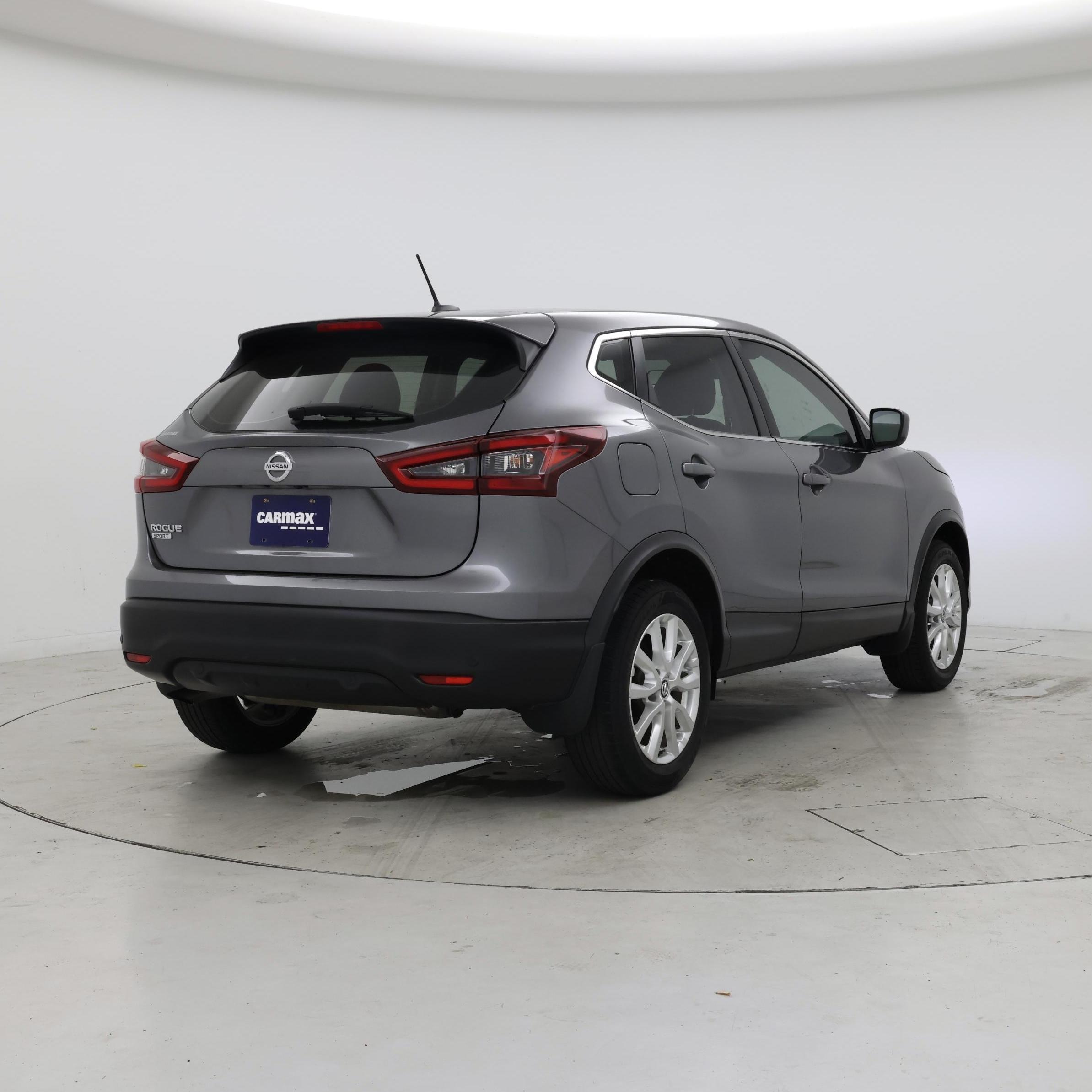 Thumbnail: 2021 Nissan Rogue Sport - 8