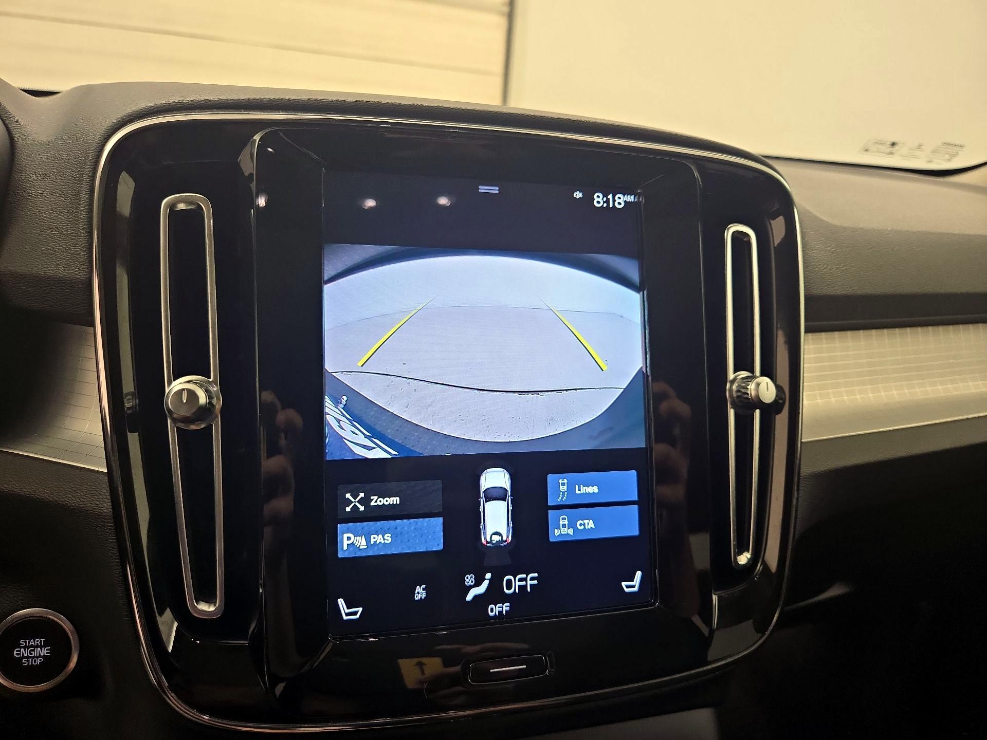 Thumbnail: 2020 Volvo XC40 - 15