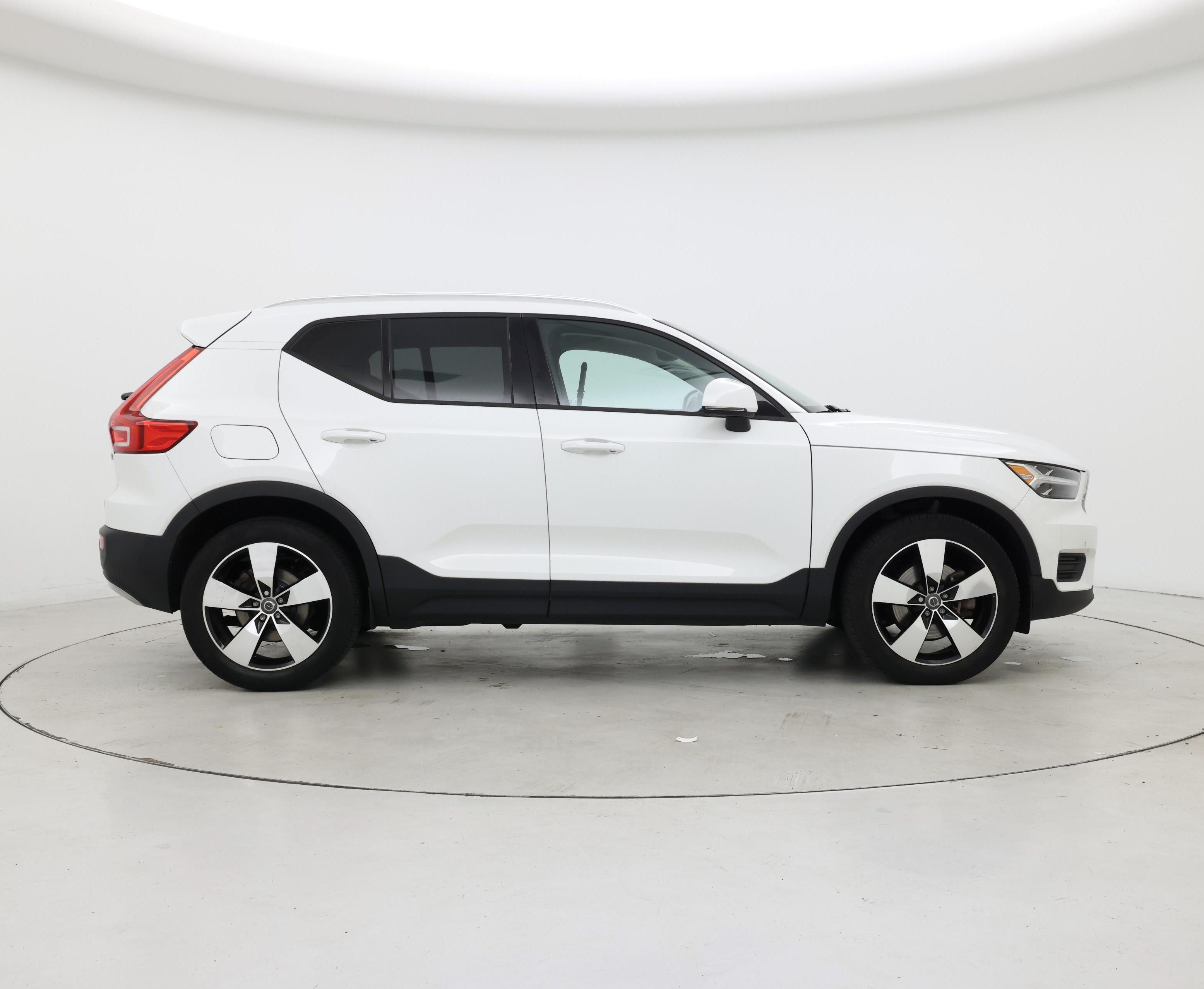 Thumbnail: 2020 Volvo XC40 - 7
