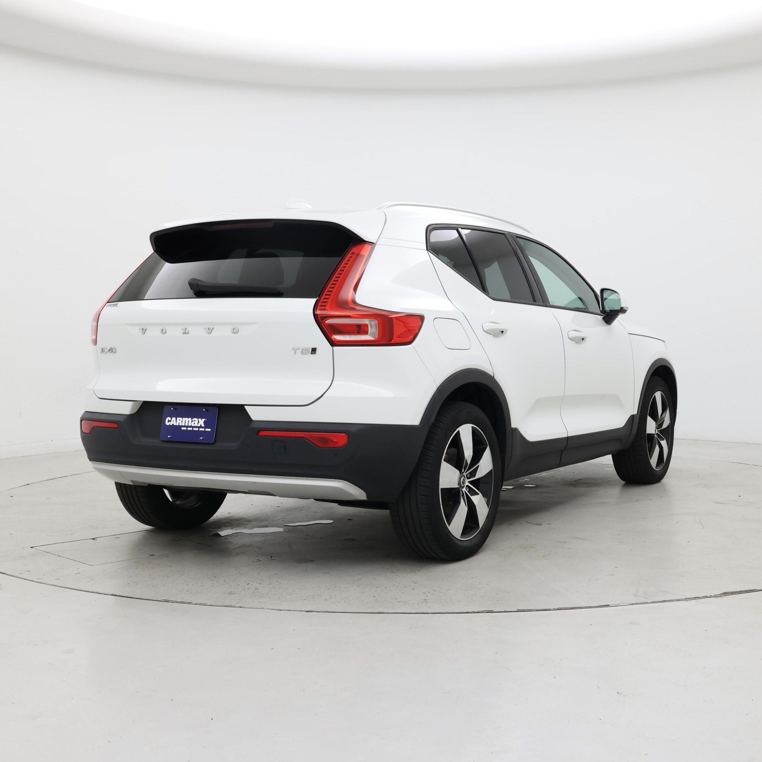 Thumbnail: 2020 Volvo XC40 - 8
