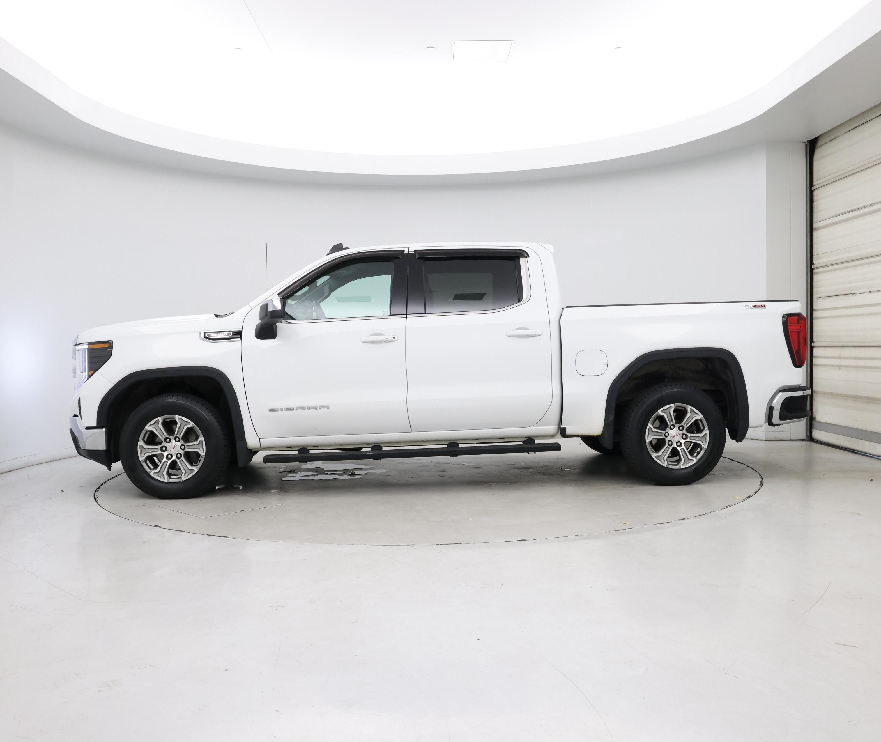Thumbnail: 2023 GMC Sierra 1500 - 3