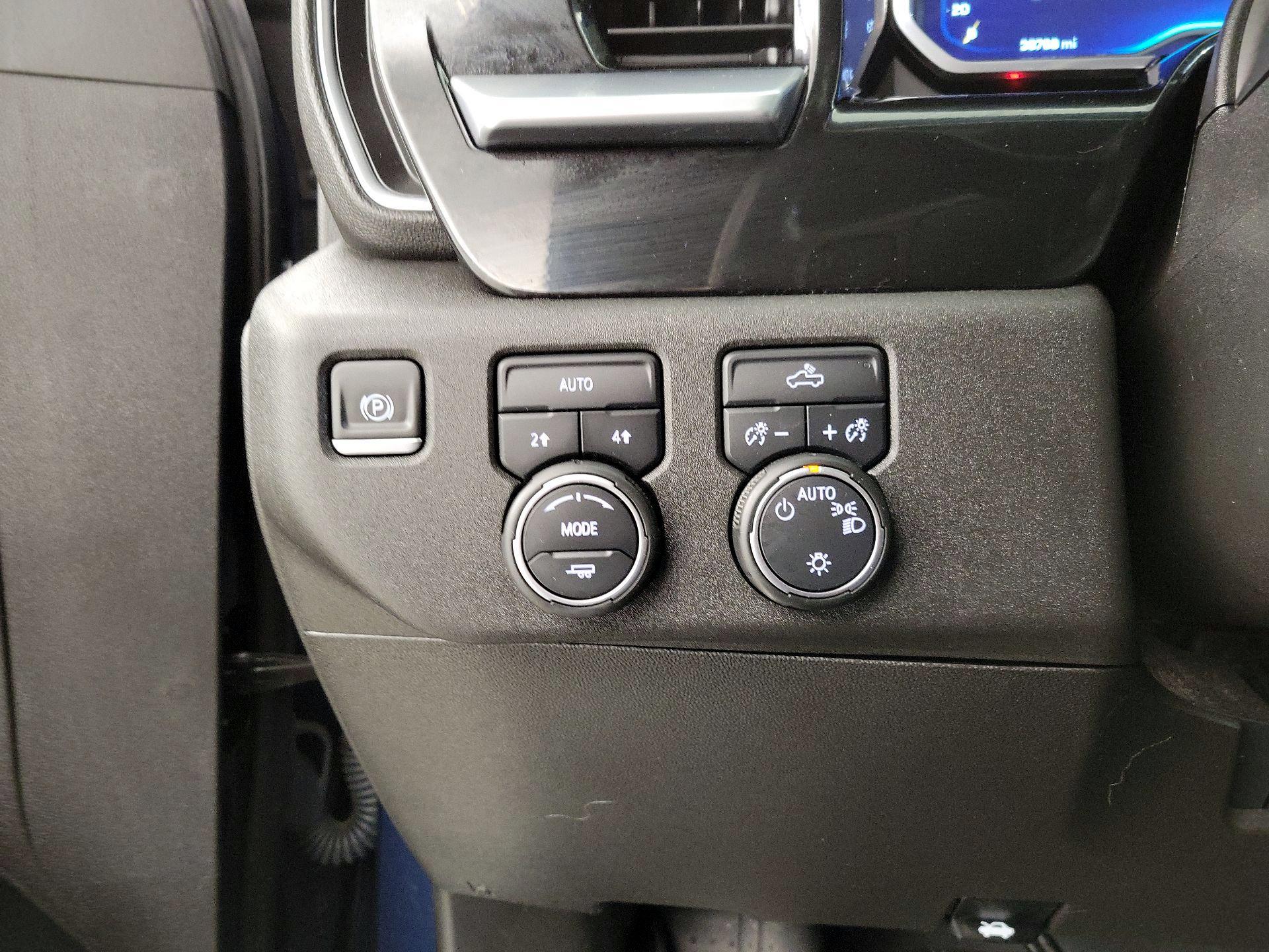 Thumbnail: 2022 Chevrolet Silverado 1500 - 13