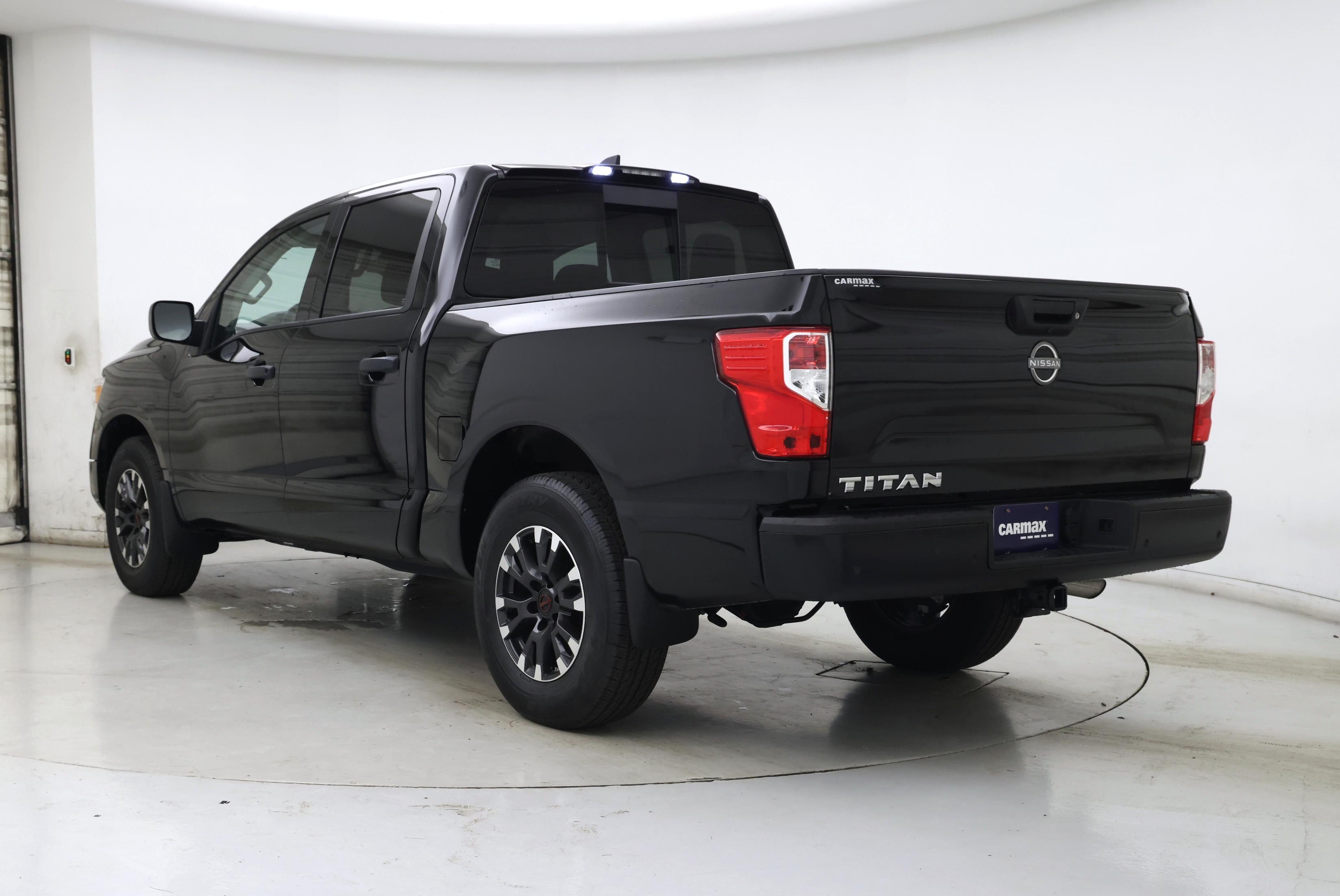 Thumbnail: 2023 Nissan Titan - 2