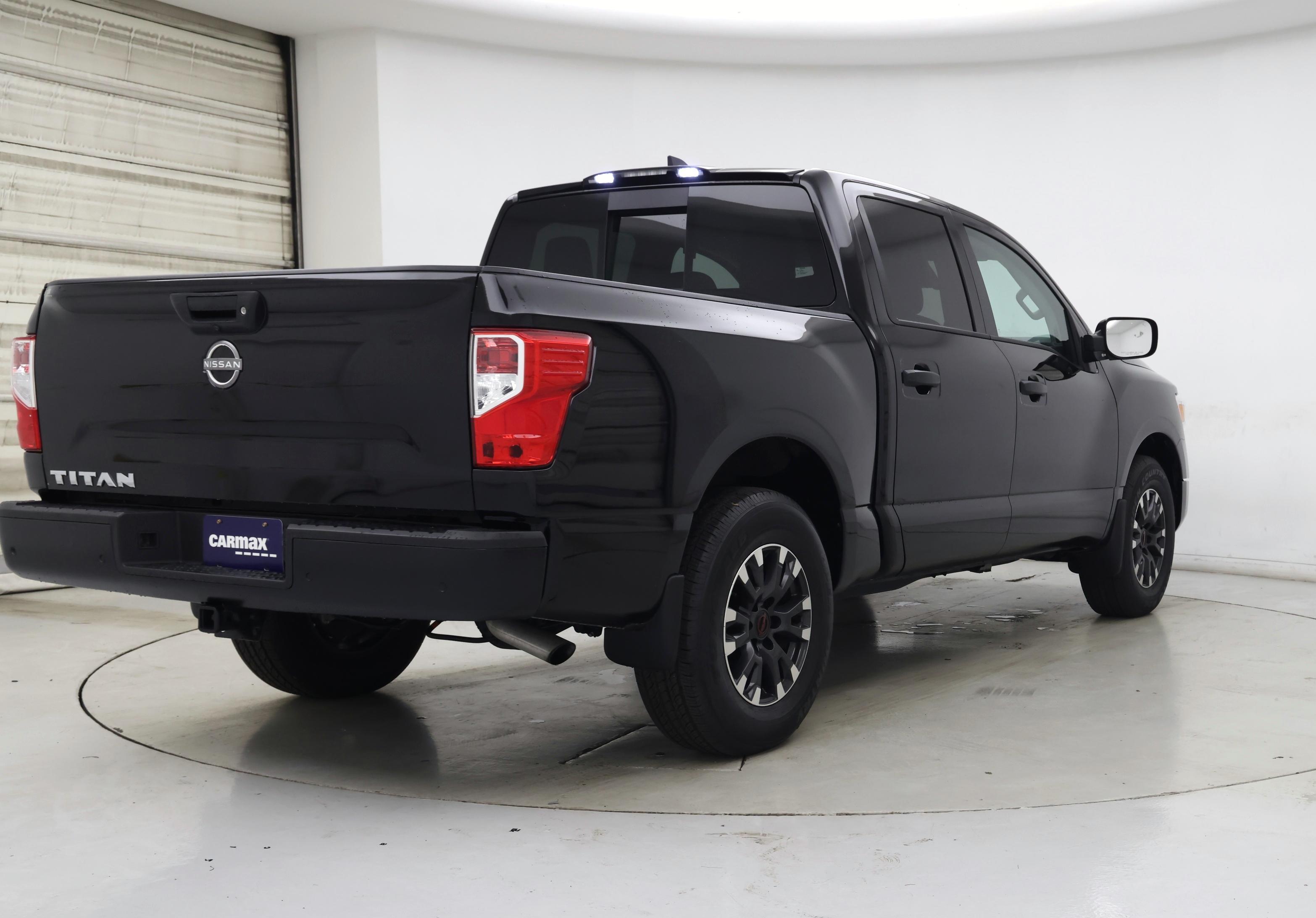 Thumbnail: 2023 Nissan Titan - 8