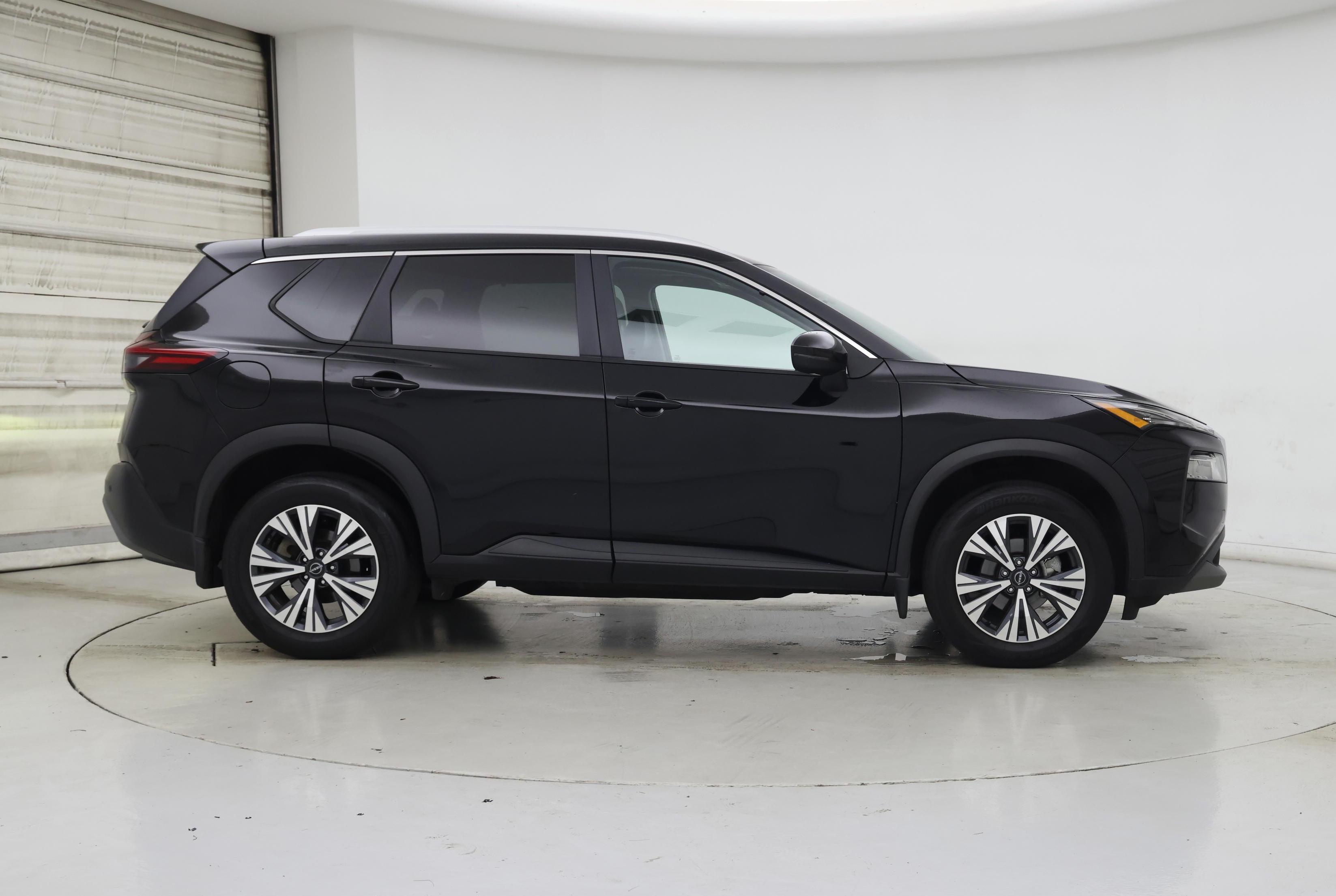 Thumbnail: 2022 Nissan Rogue - 7