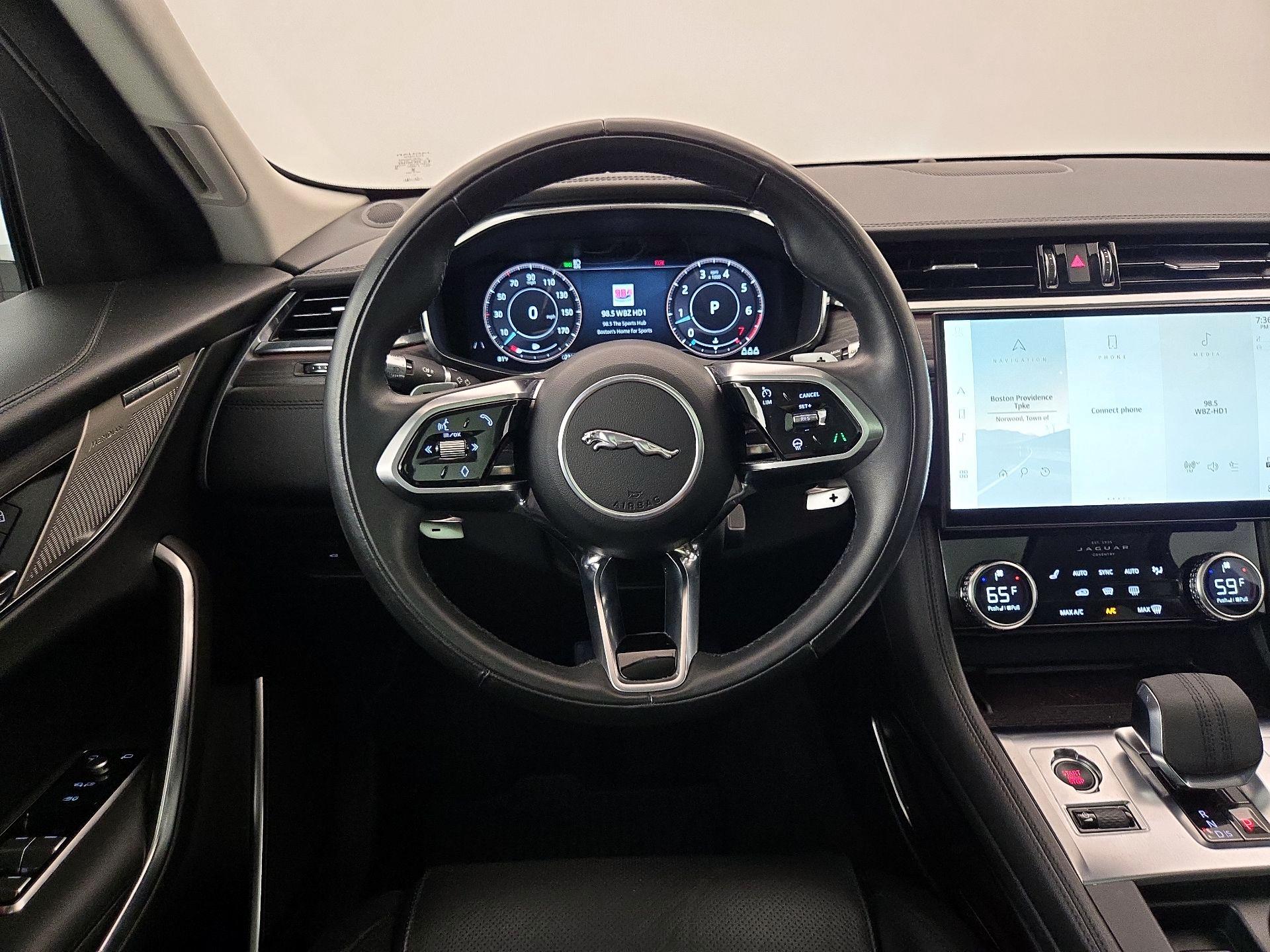 Thumbnail: 2021 Jaguar F-Pace - 10
