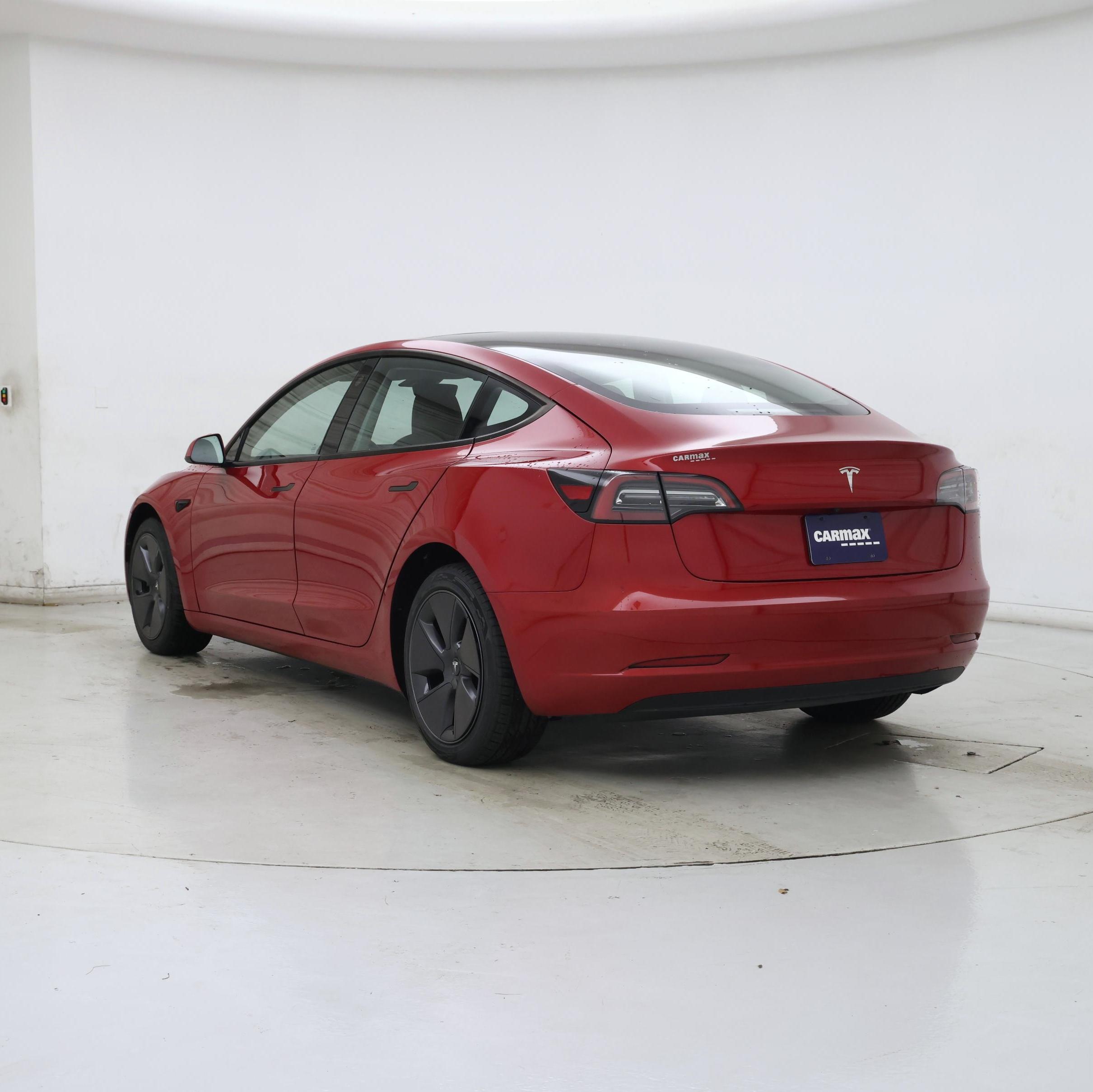 Thumbnail: 2023 Tesla Model 3 - 2