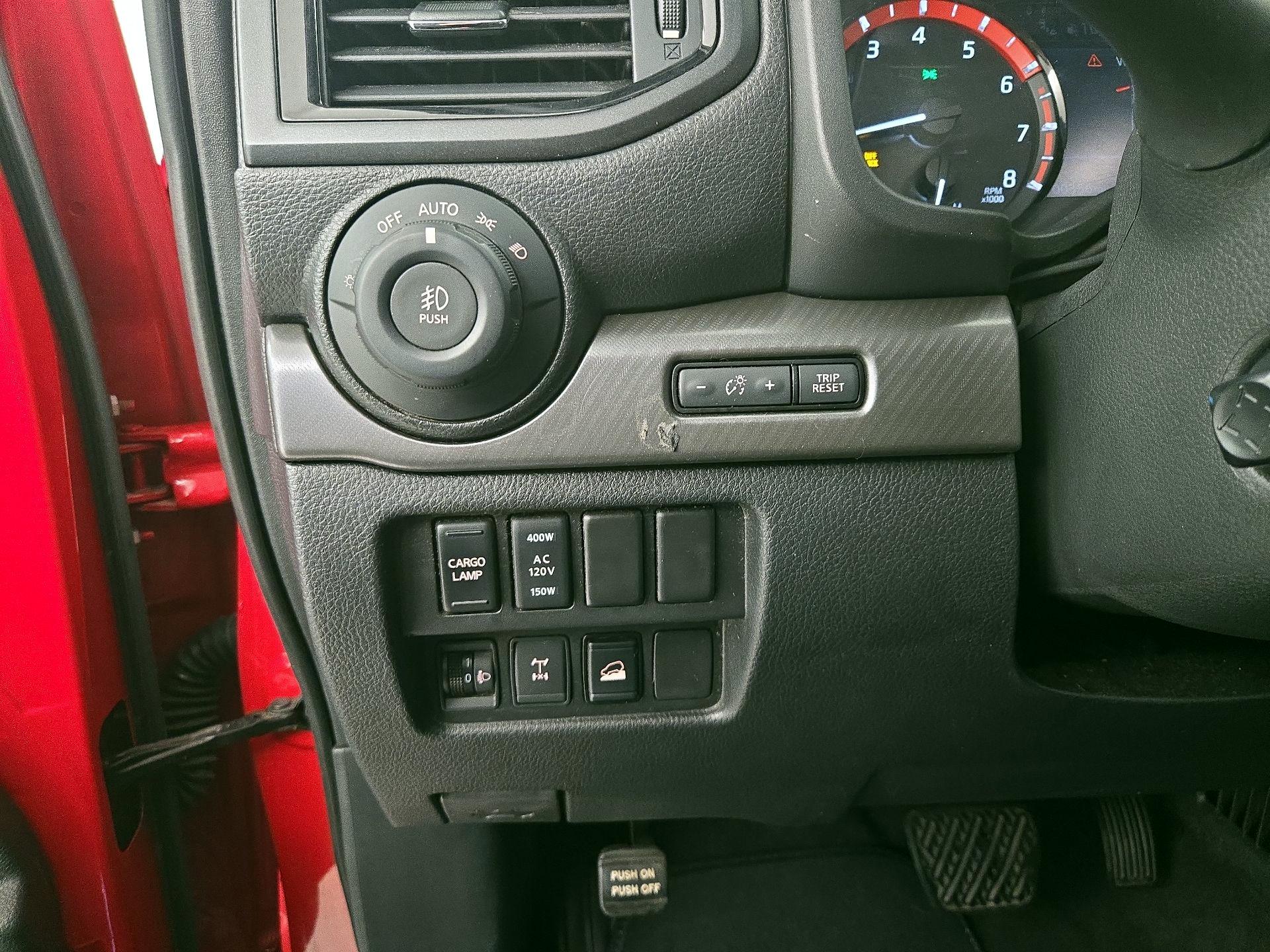 Thumbnail: 2021 Nissan Titan - 13