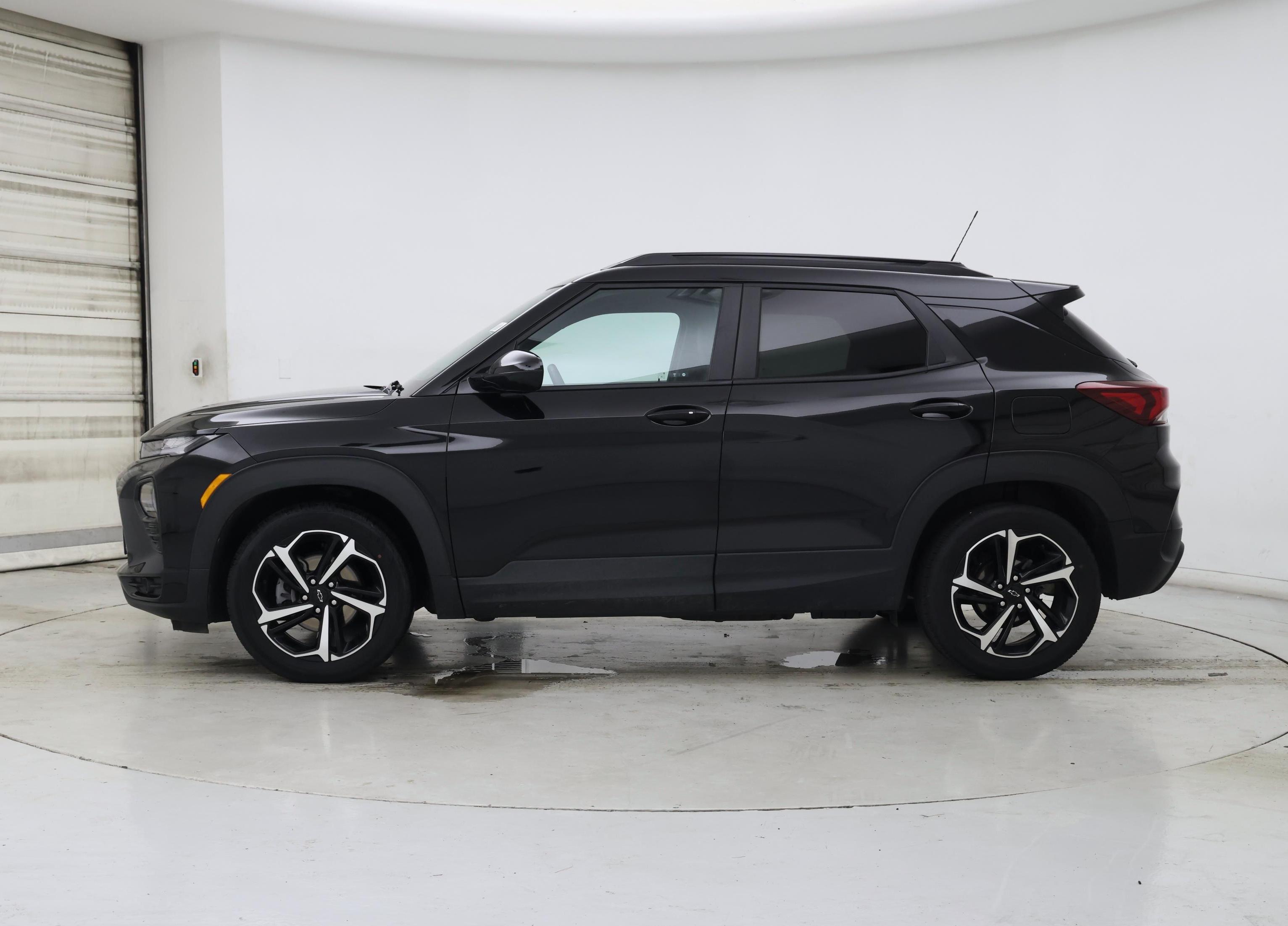 Thumbnail: 2022 Chevrolet TrailBlazer - 3