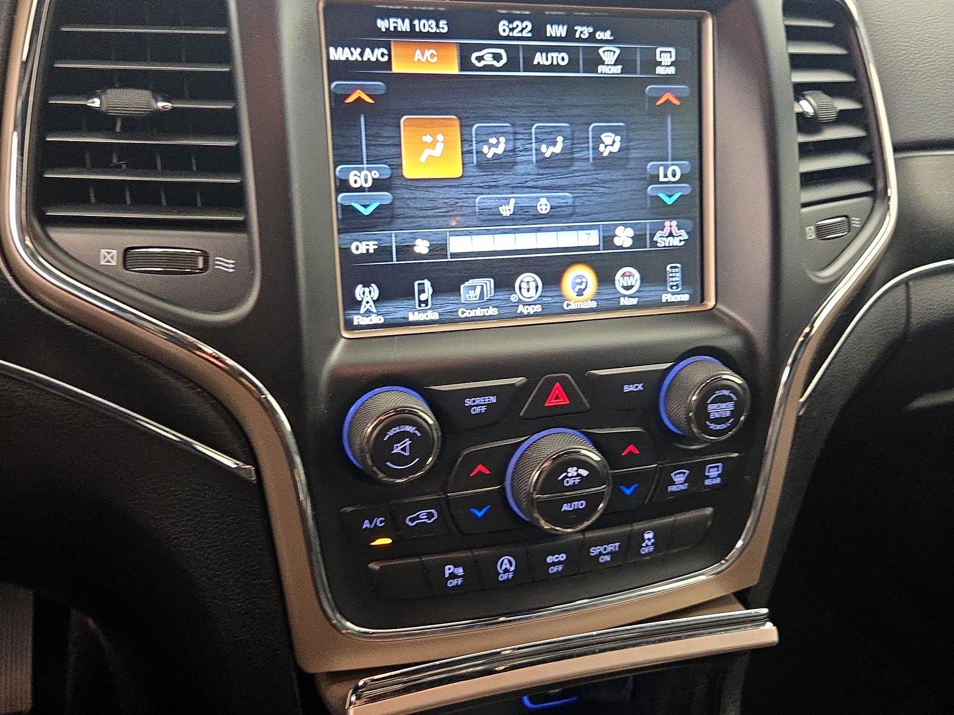 Thumbnail: 2017 Jeep Grand Cherokee - 17
