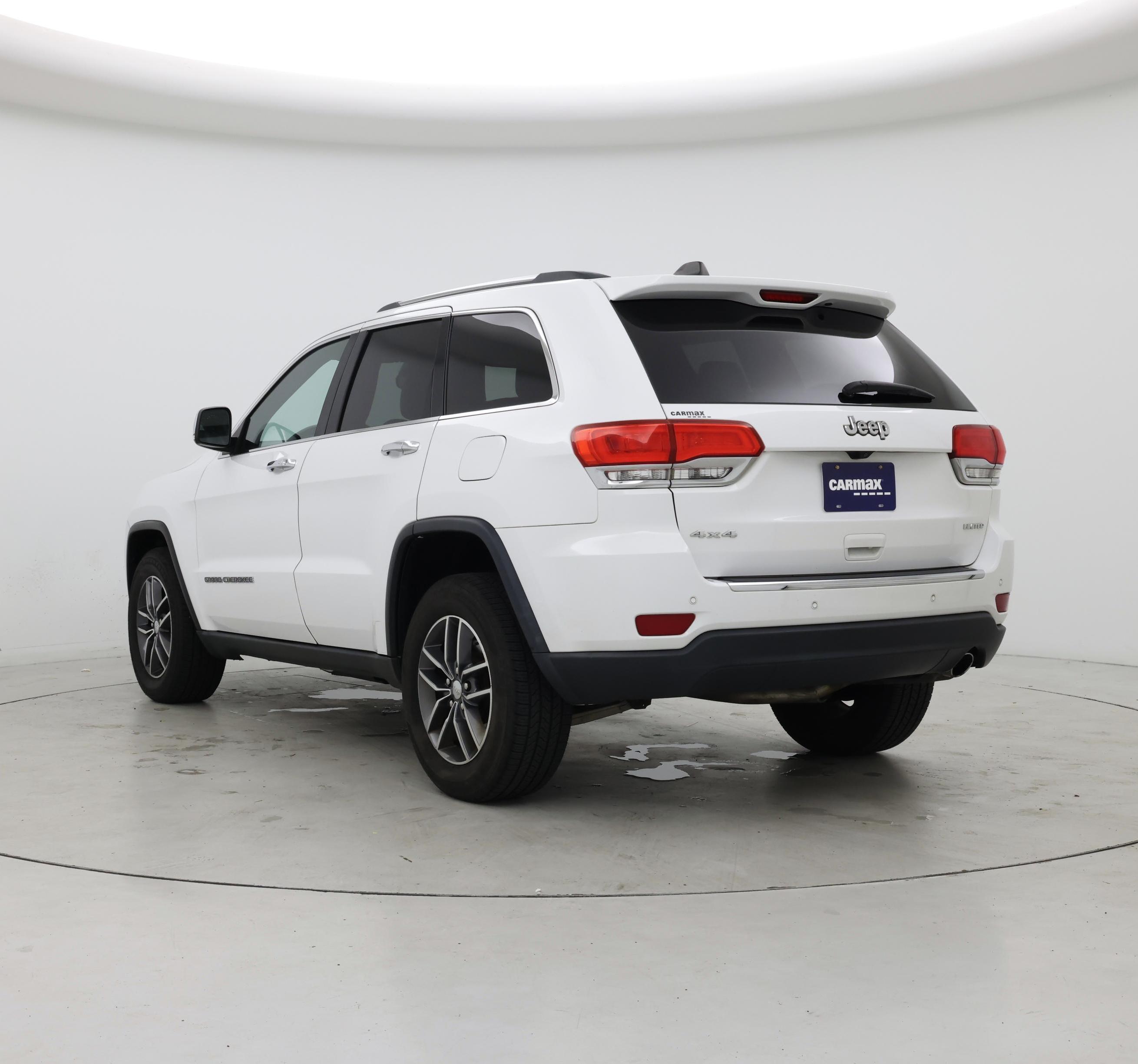 Thumbnail: 2017 Jeep Grand Cherokee - 2